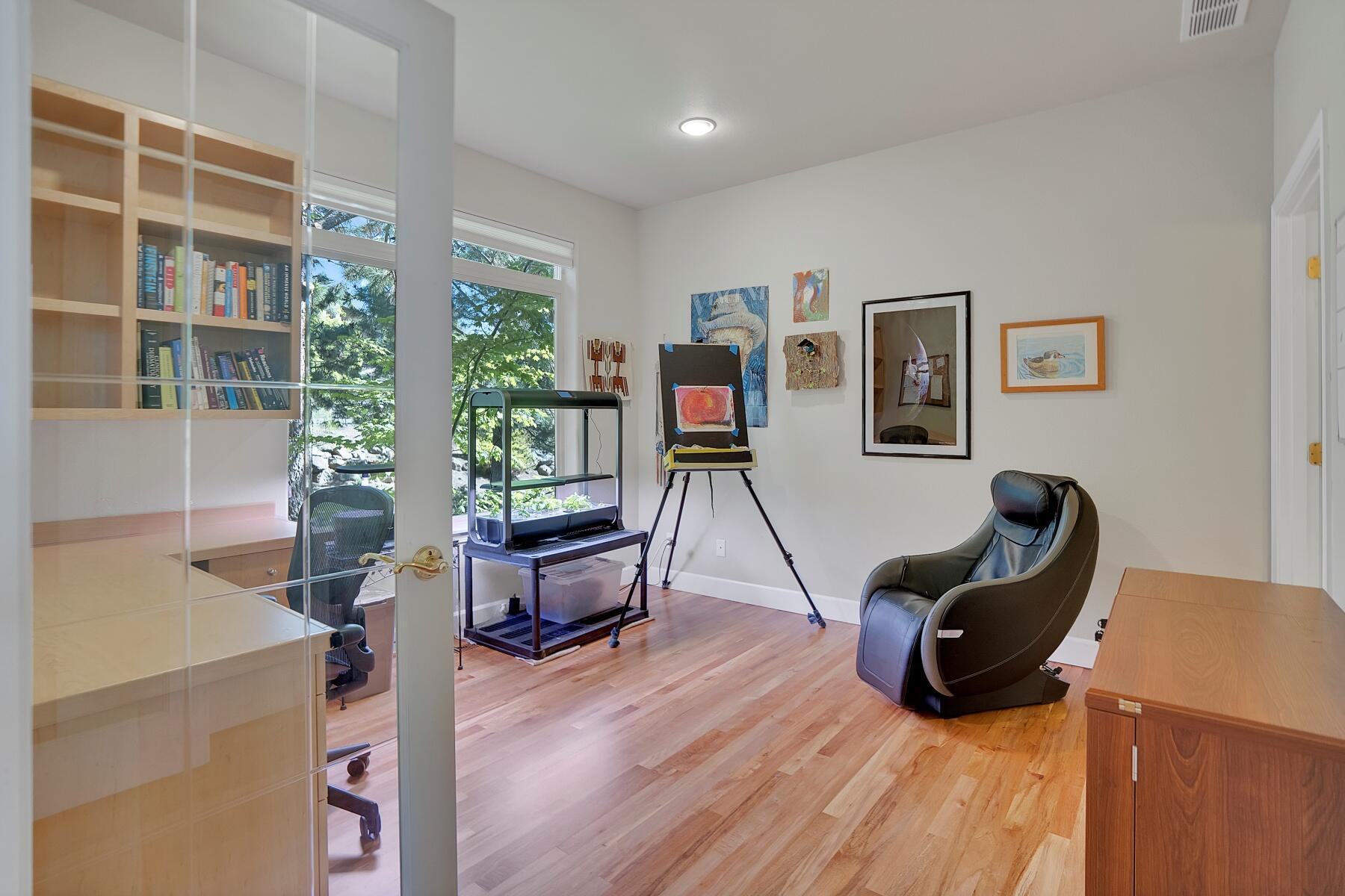 833 NW Stonepine Drive