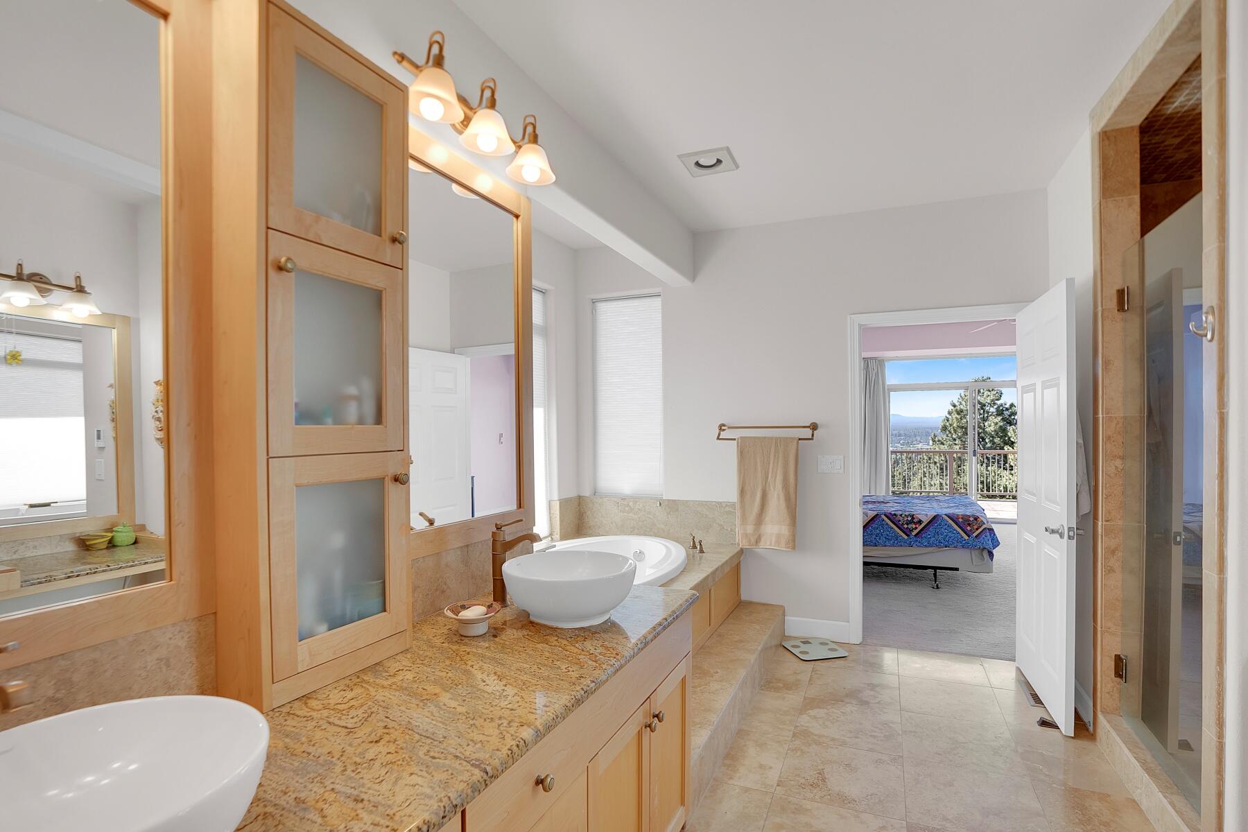 833 NW Stonepine Drive