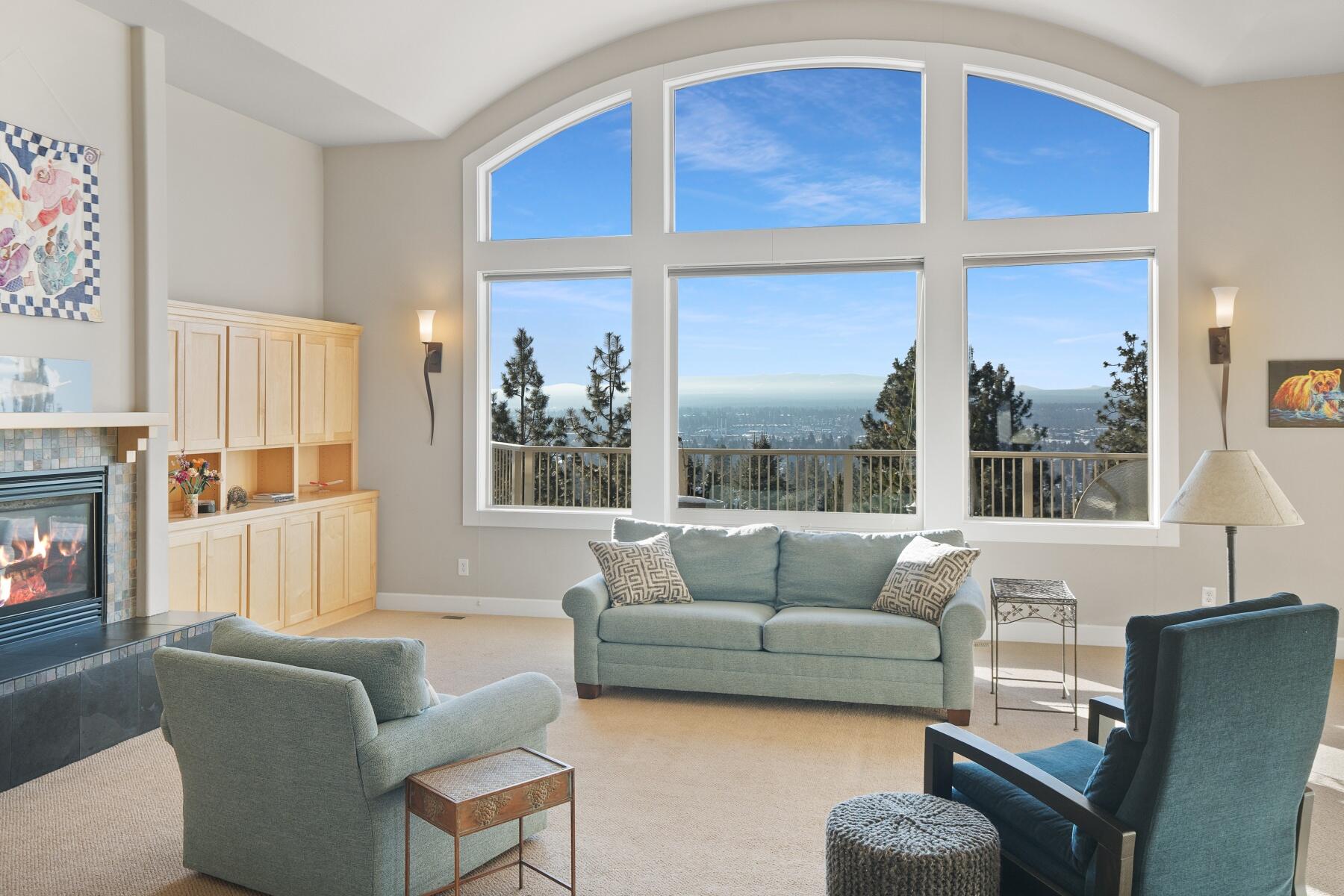 833 NW Stonepine Drive