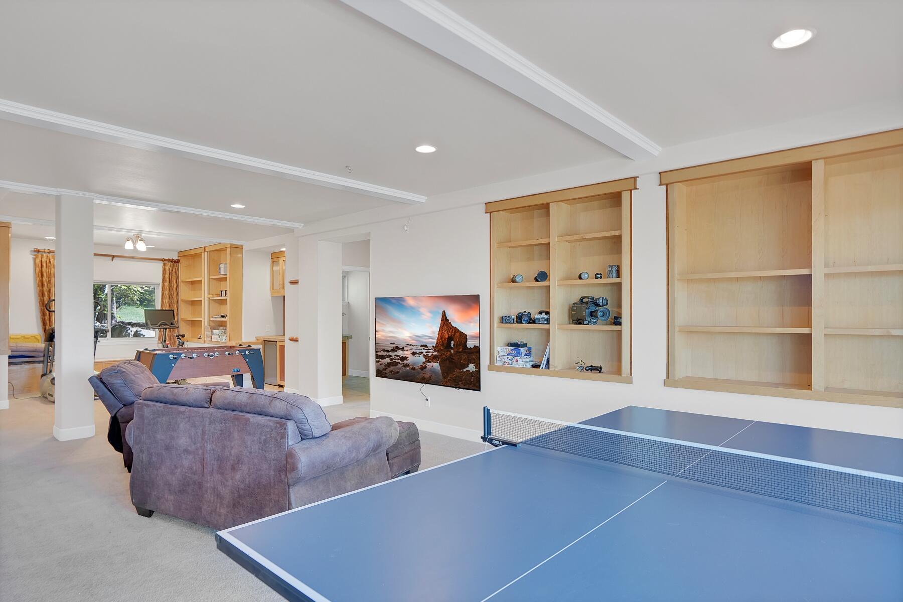 833 NW Stonepine Drive