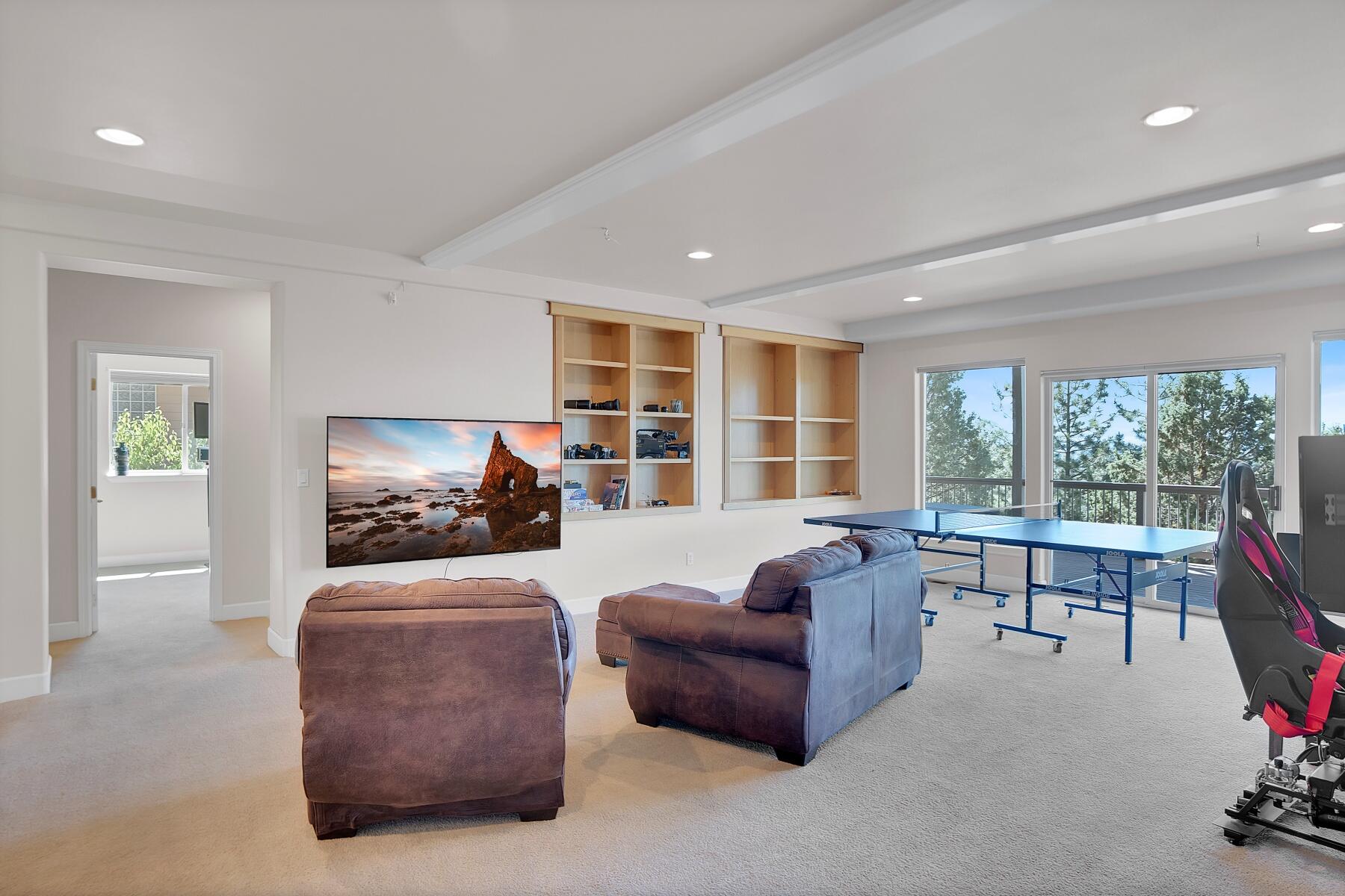 833 NW Stonepine Drive