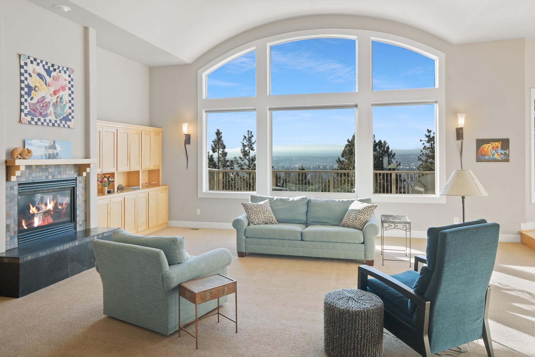 833 NW Stonepine Drive