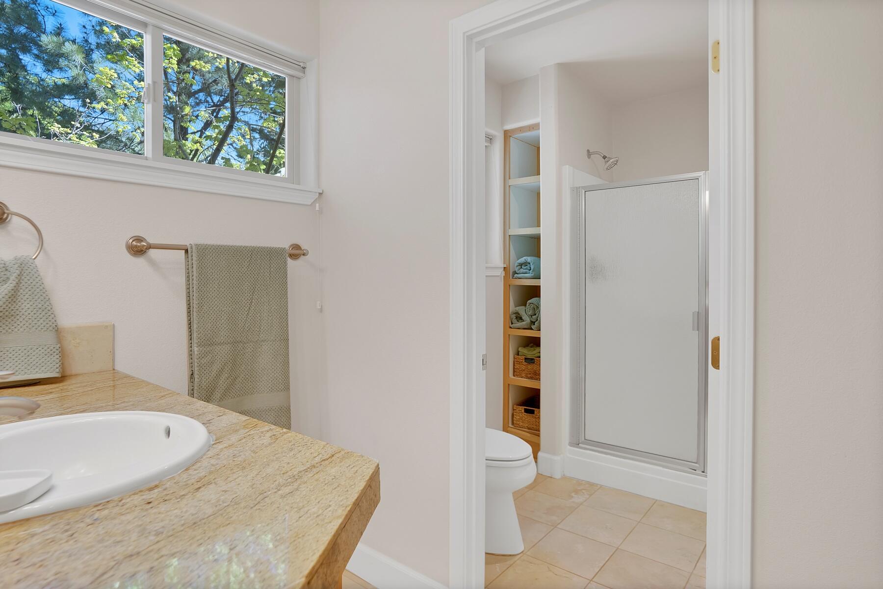 833 NW Stonepine Drive