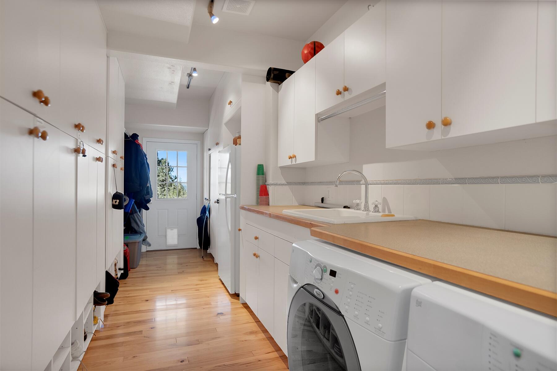 833 NW Stonepine Drive