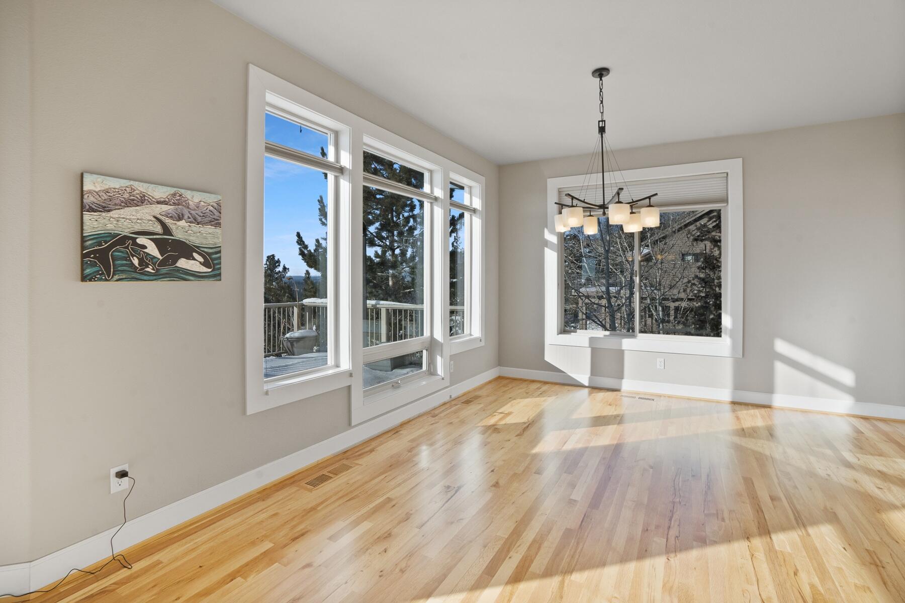 833 NW Stonepine Drive