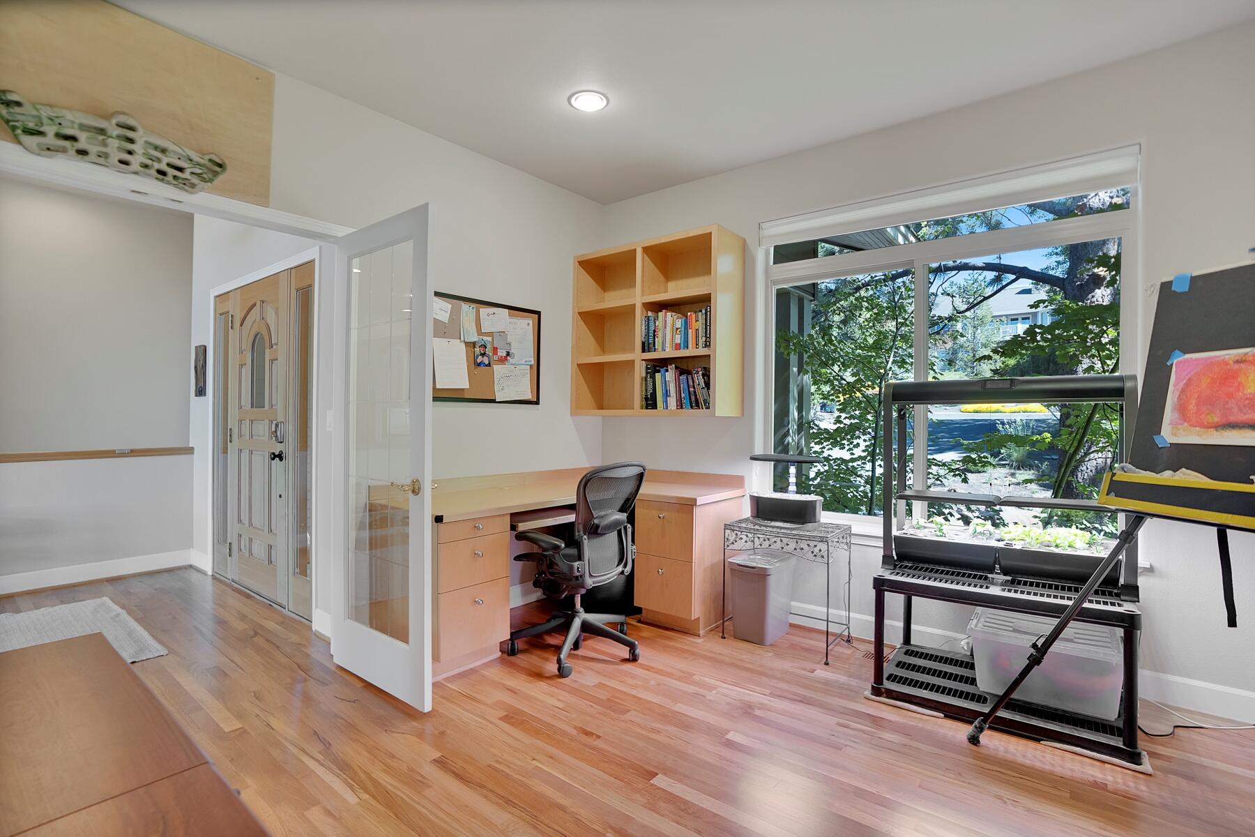 833 NW Stonepine Drive