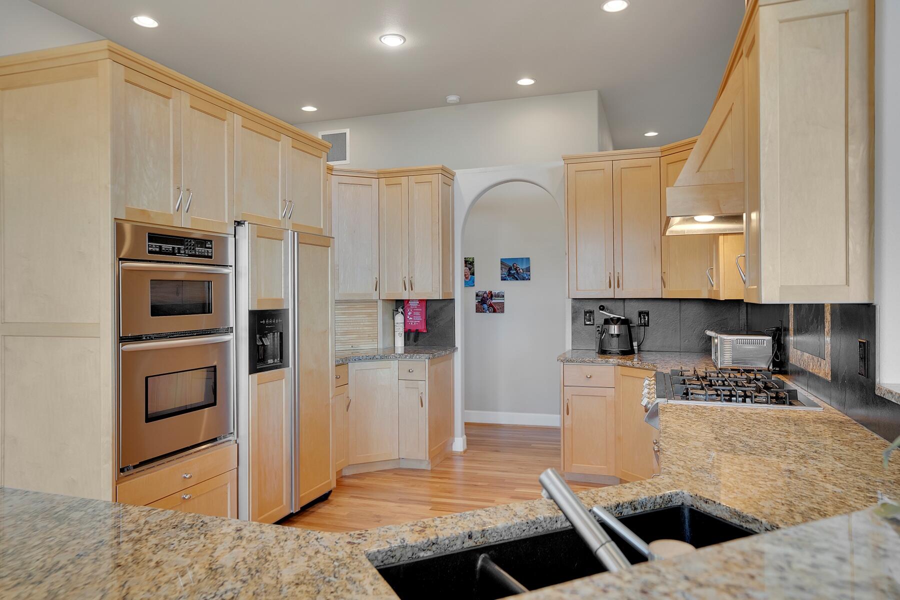 833 NW Stonepine Drive