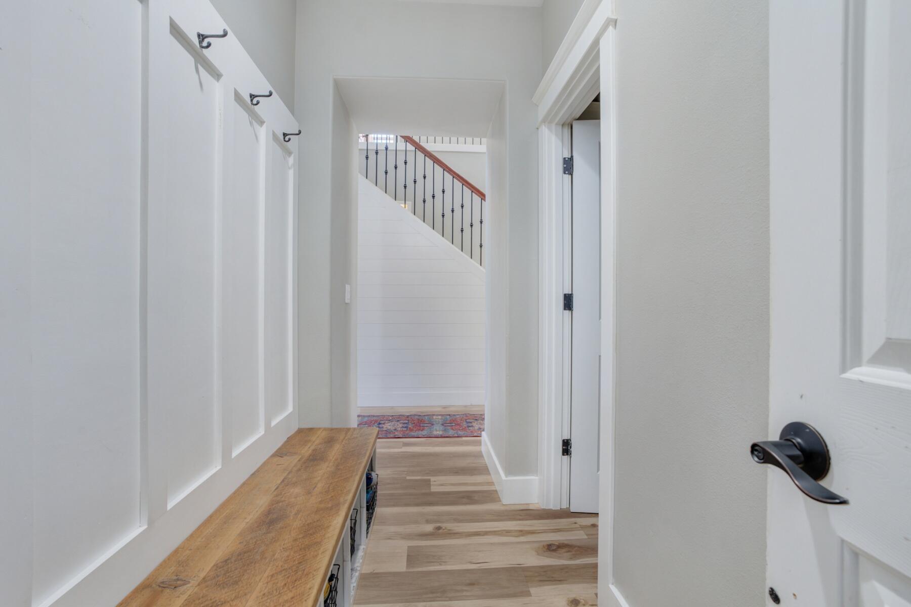 60968 Snowberry Place