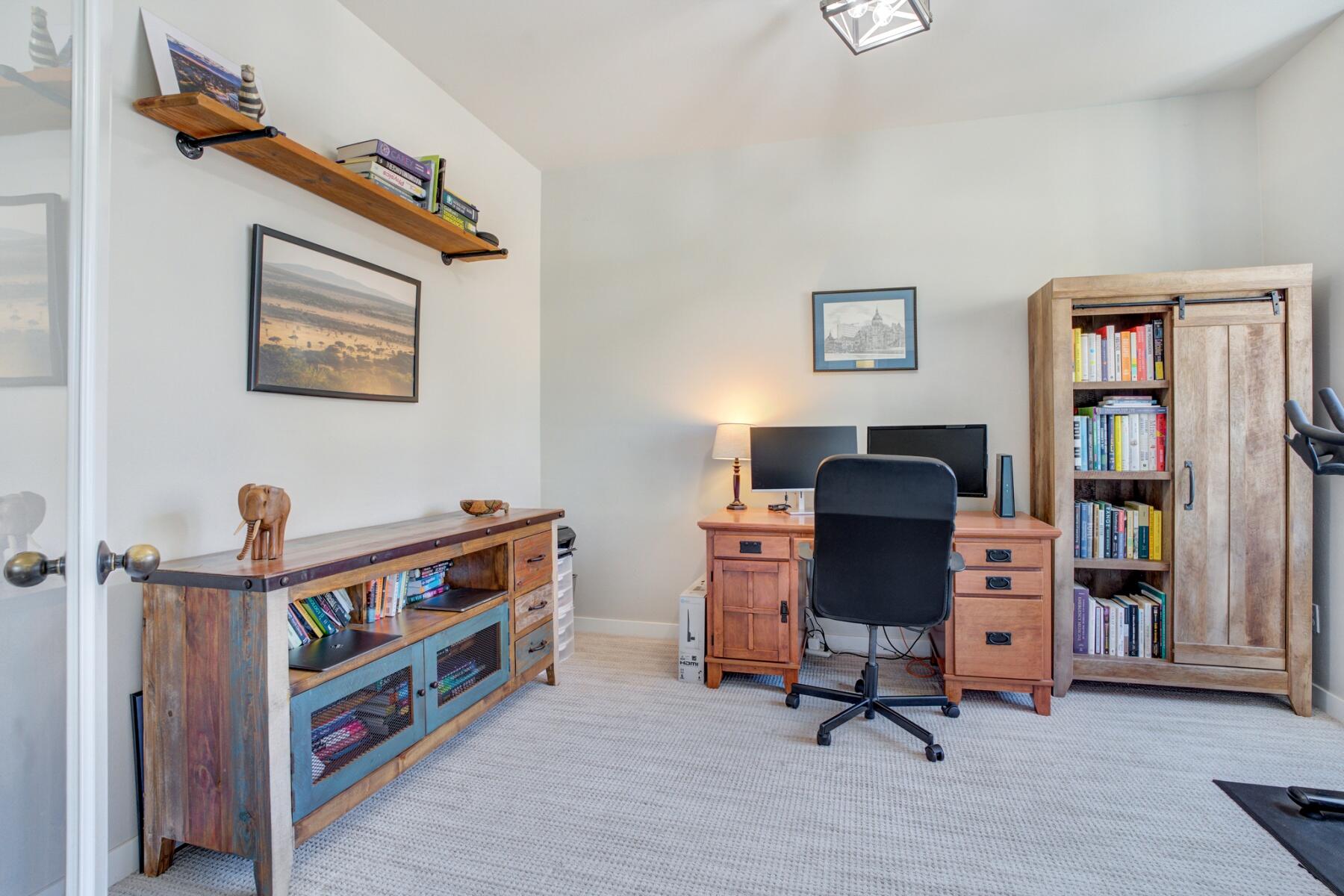 60968 Snowberry Place