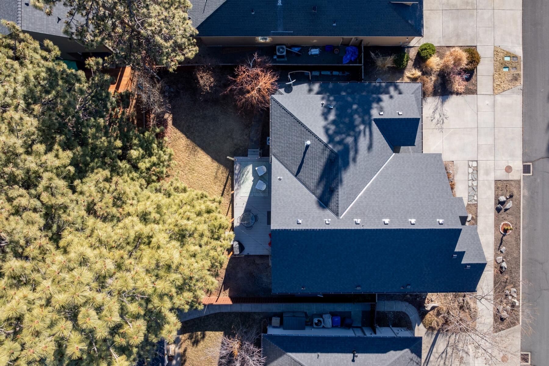 60968 Snowberry Place