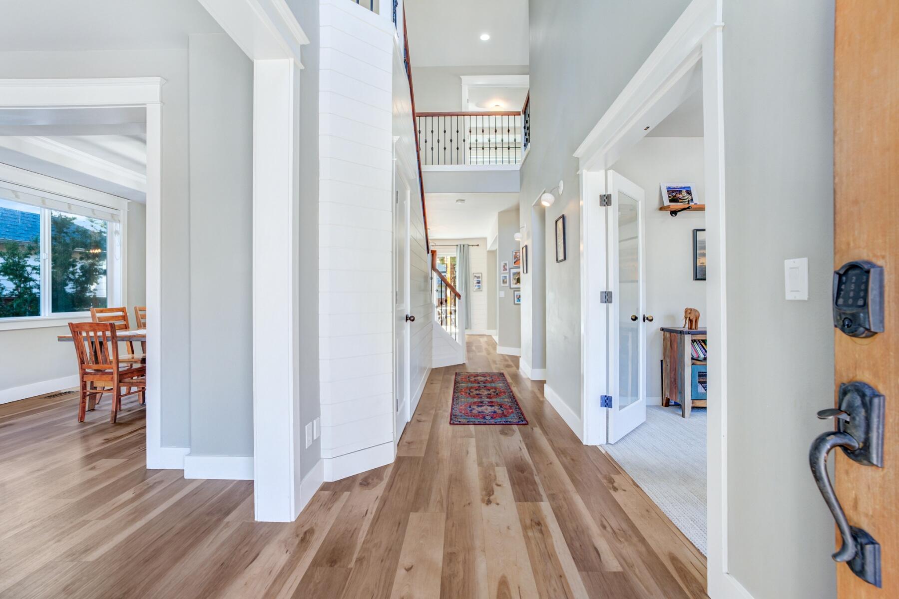 60968 Snowberry Place