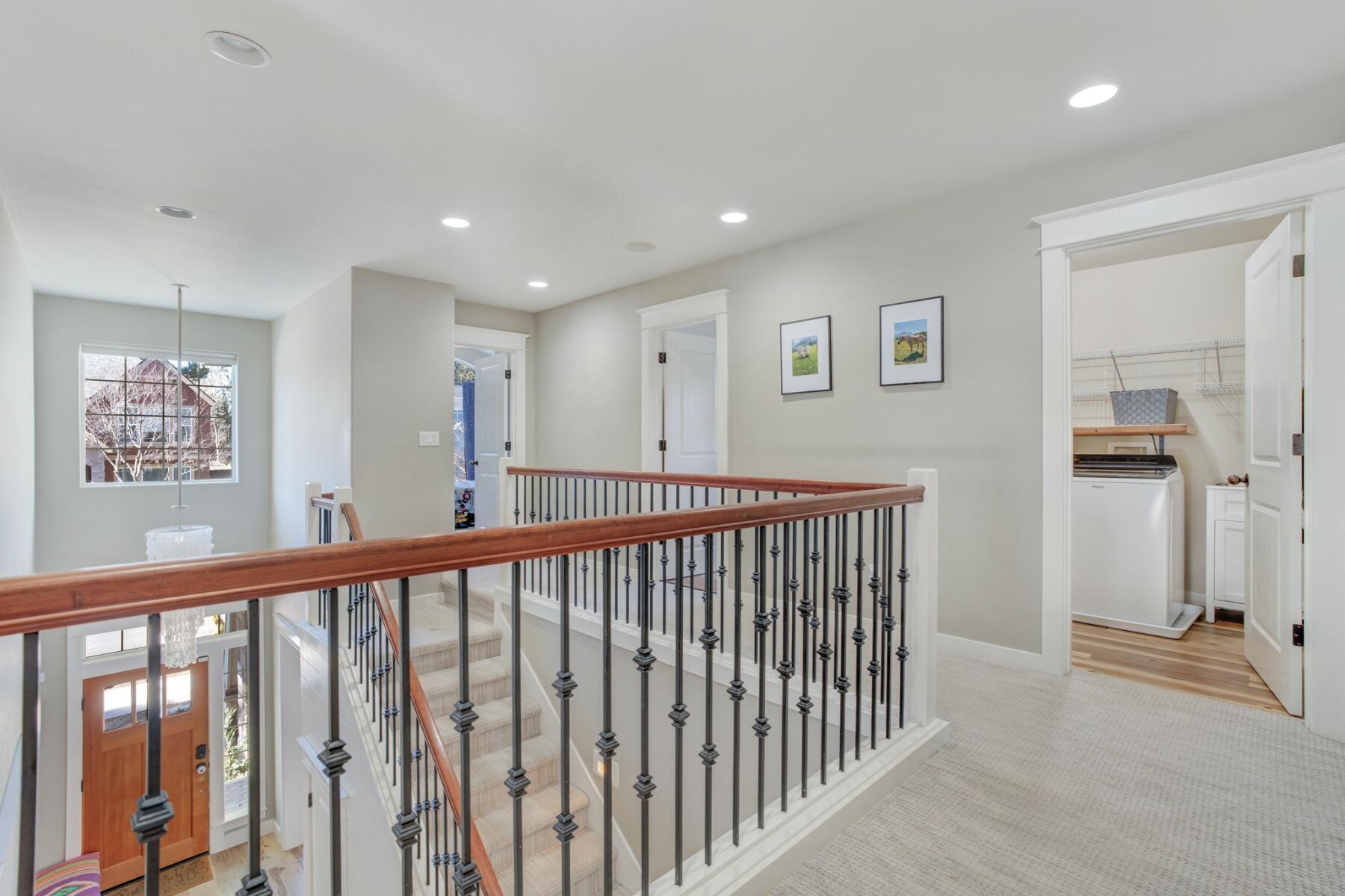 60968 Snowberry Place