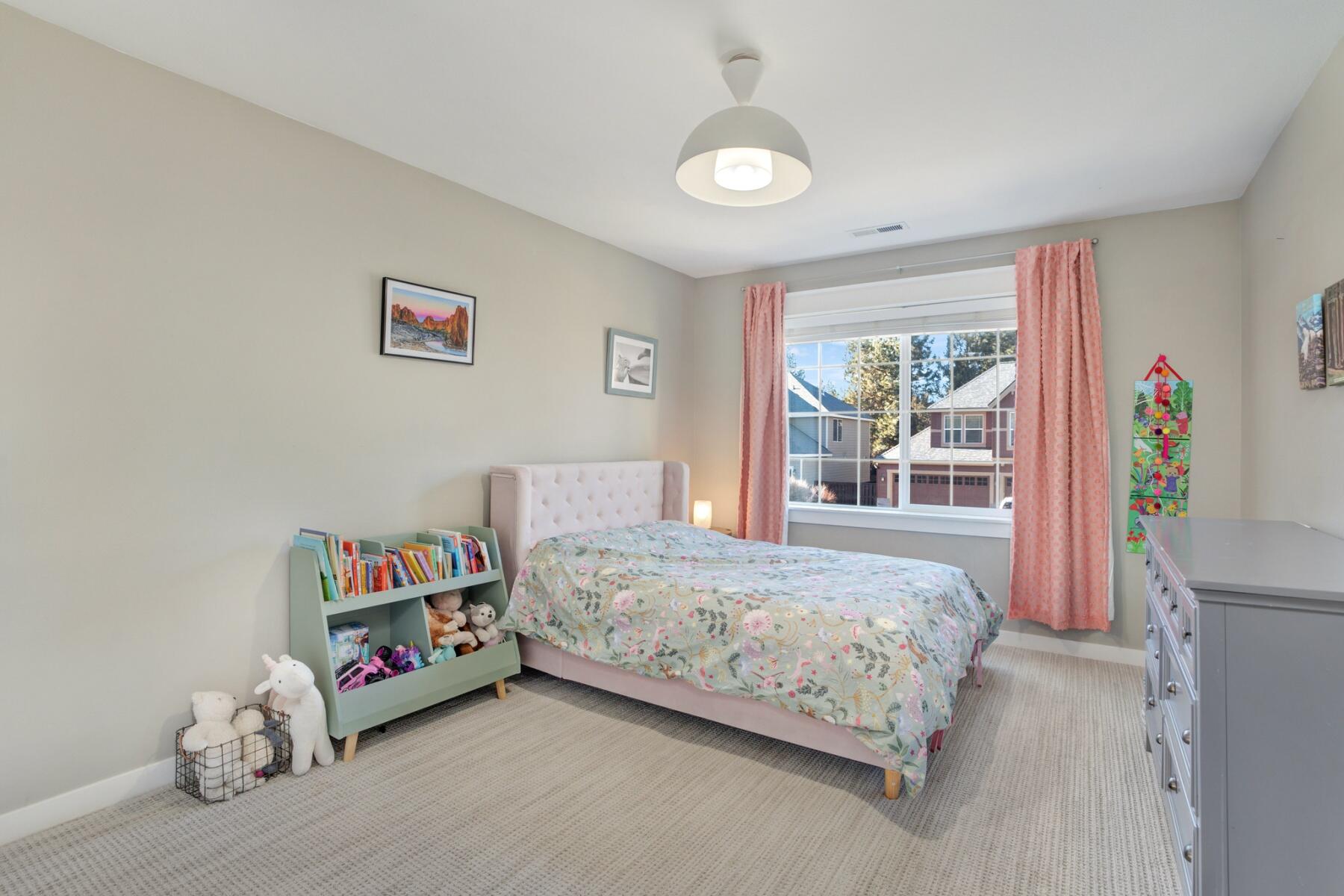 60968 Snowberry Place