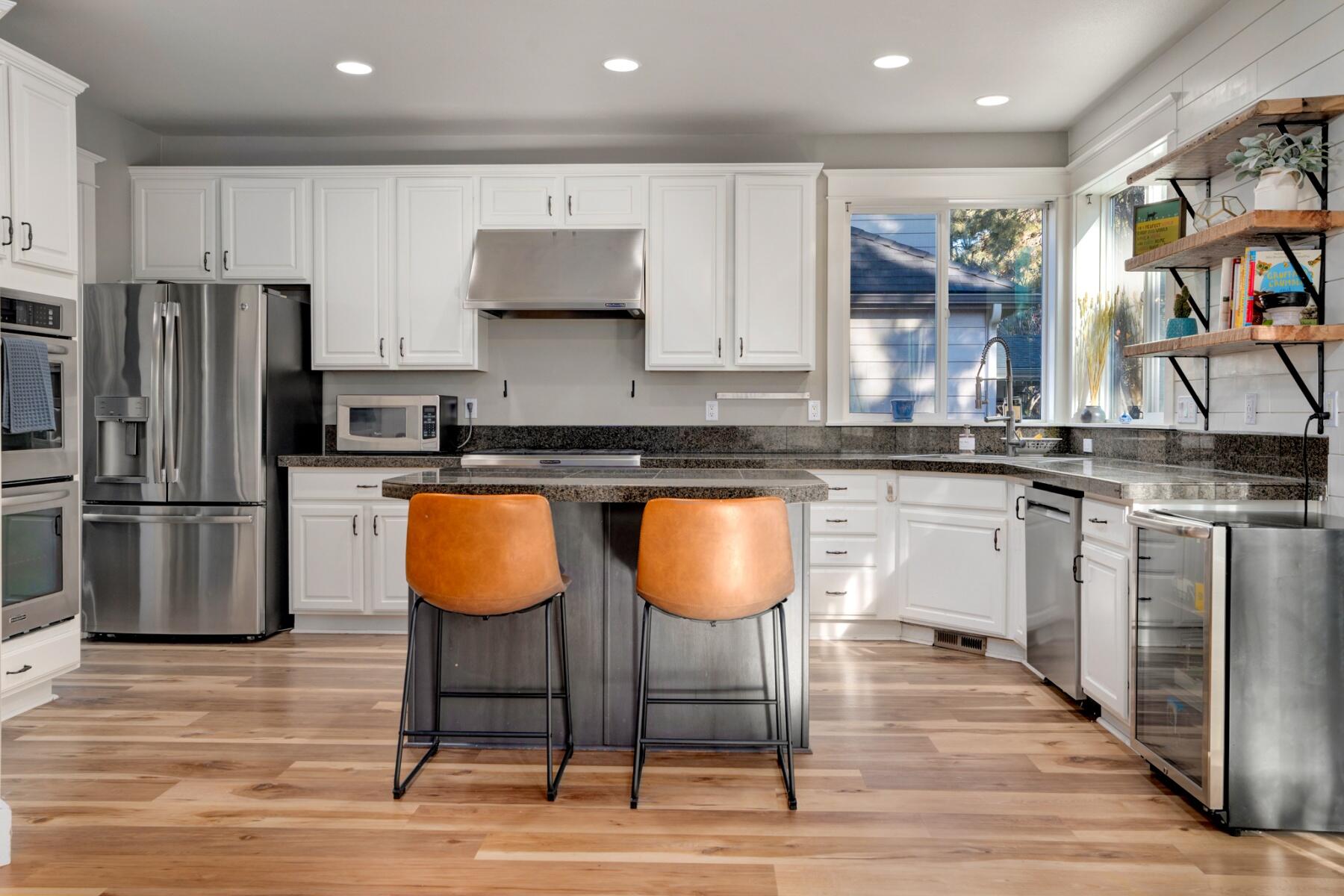 60968 Snowberry Place