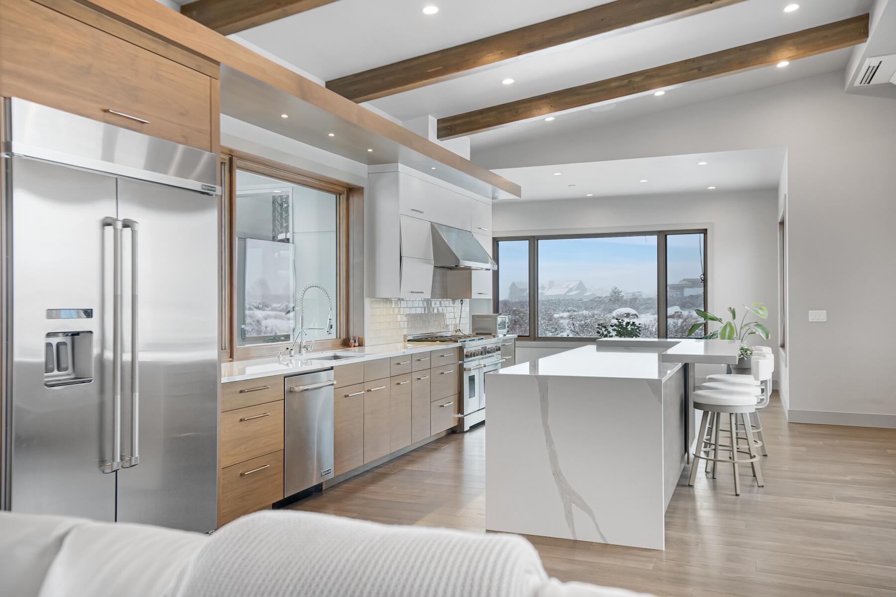 61747 Hosmer Lake Drive