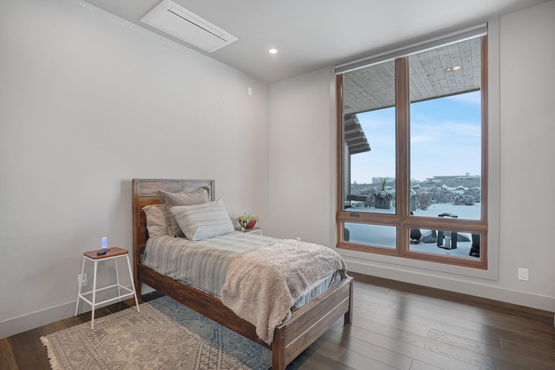 61747 Hosmer Lake Drive