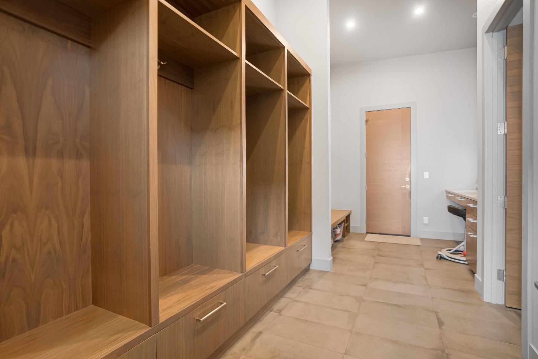 61747 Hosmer Lake Drive