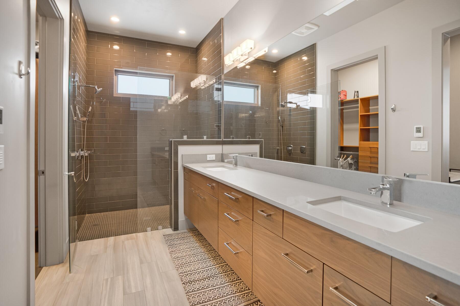 61747 Hosmer Lake Drive