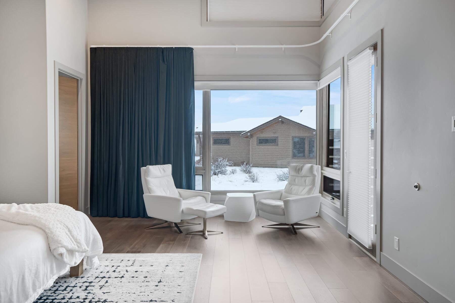 61747 Hosmer Lake Drive