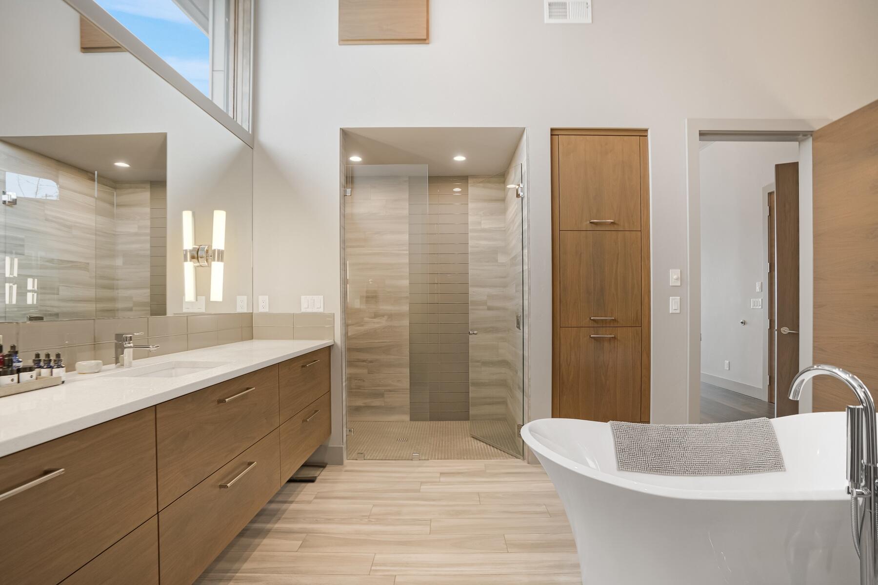 61747 Hosmer Lake Drive