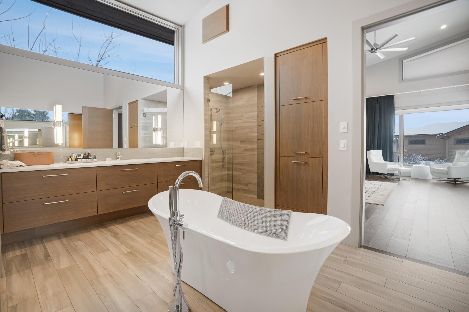 61747 Hosmer Lake Drive