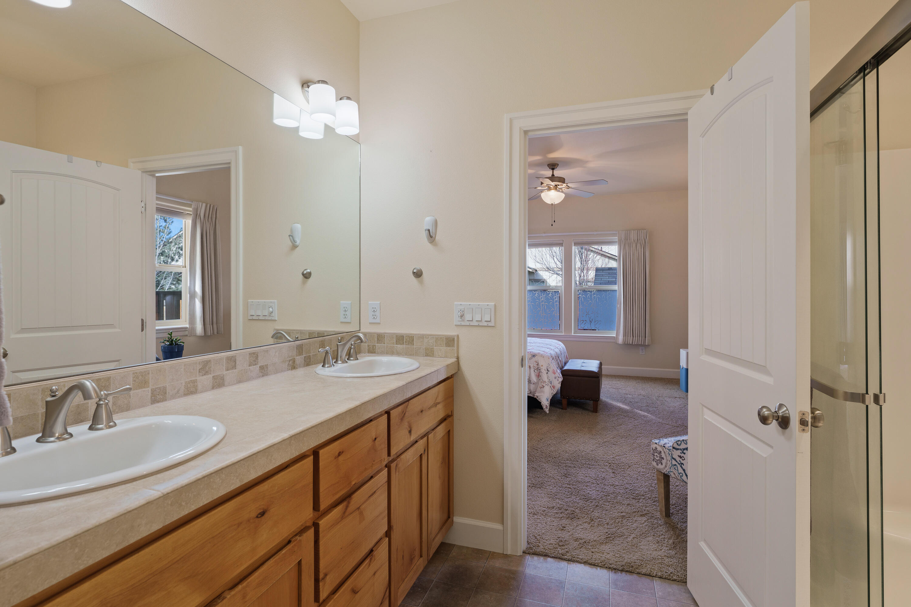 2946 NE Dogwood Drive