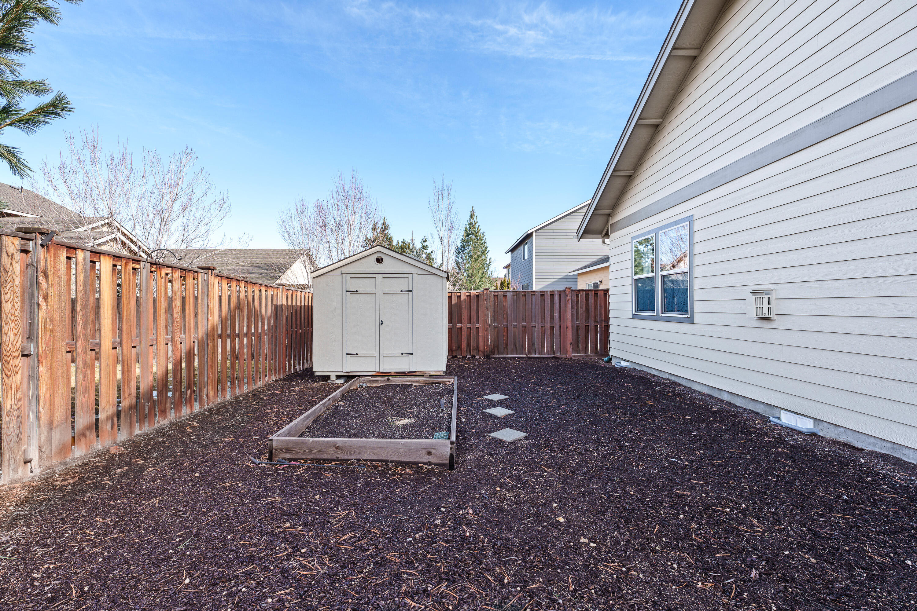 2946 NE Dogwood Drive