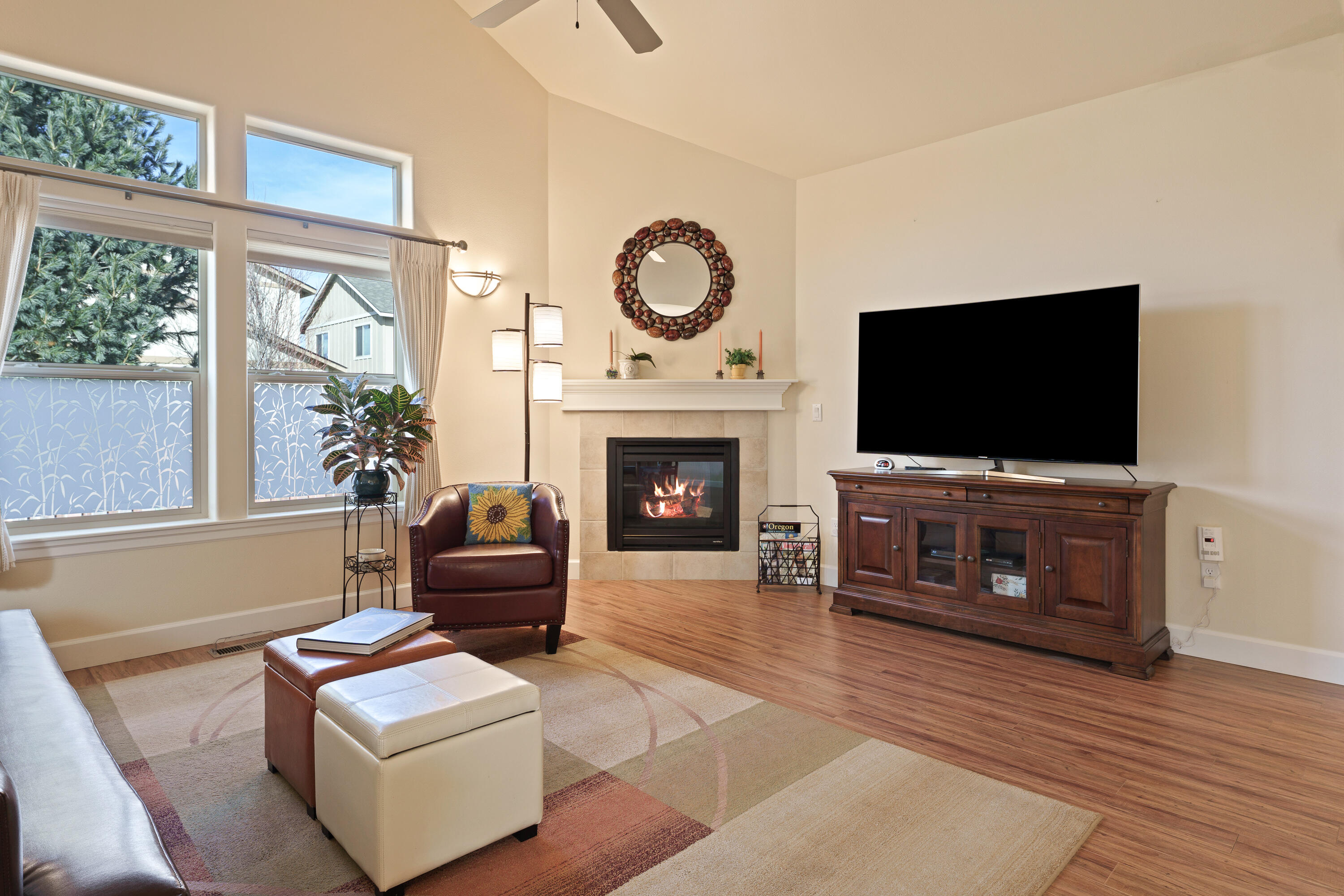 2946 NE Dogwood Drive