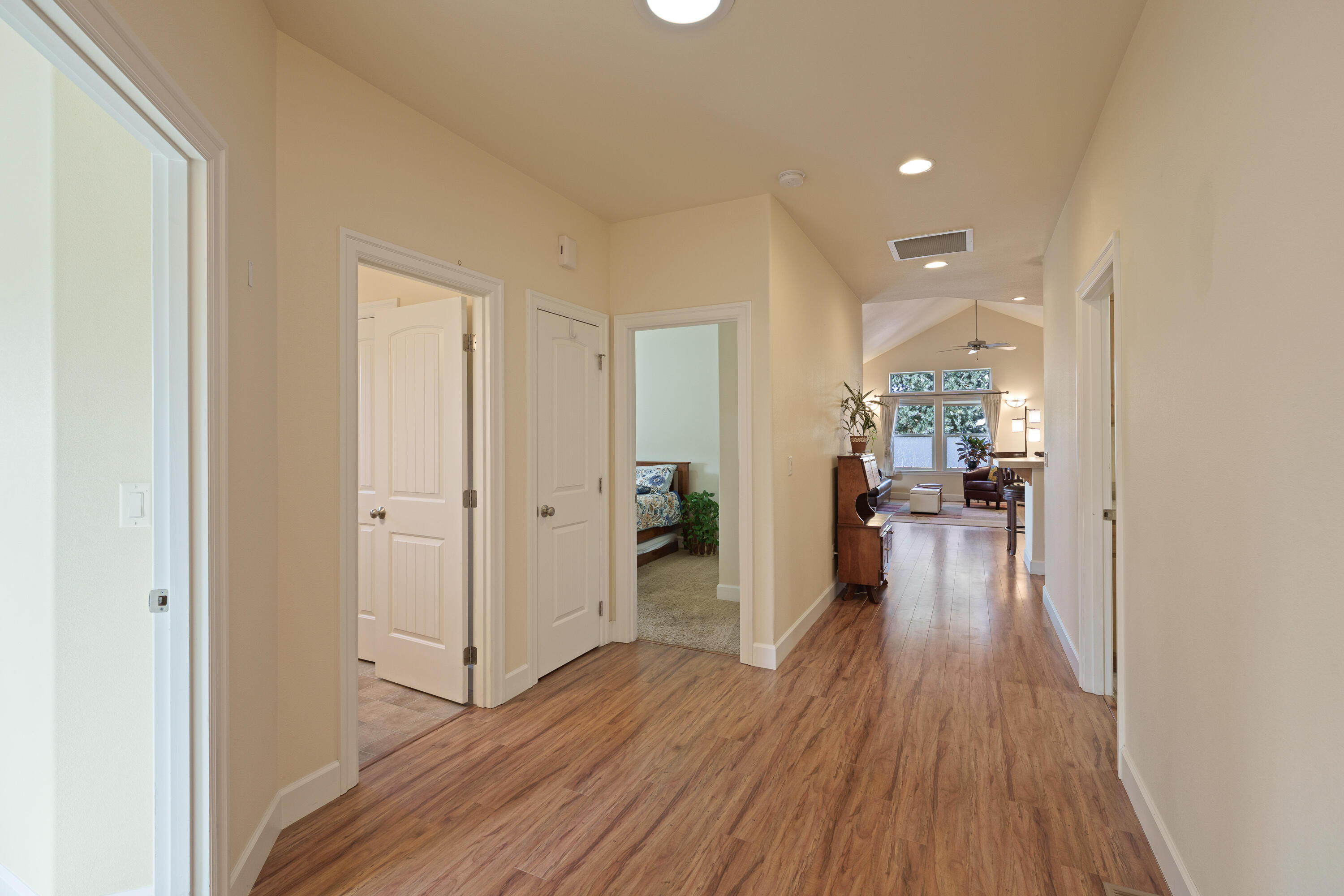 2946 NE Dogwood Drive