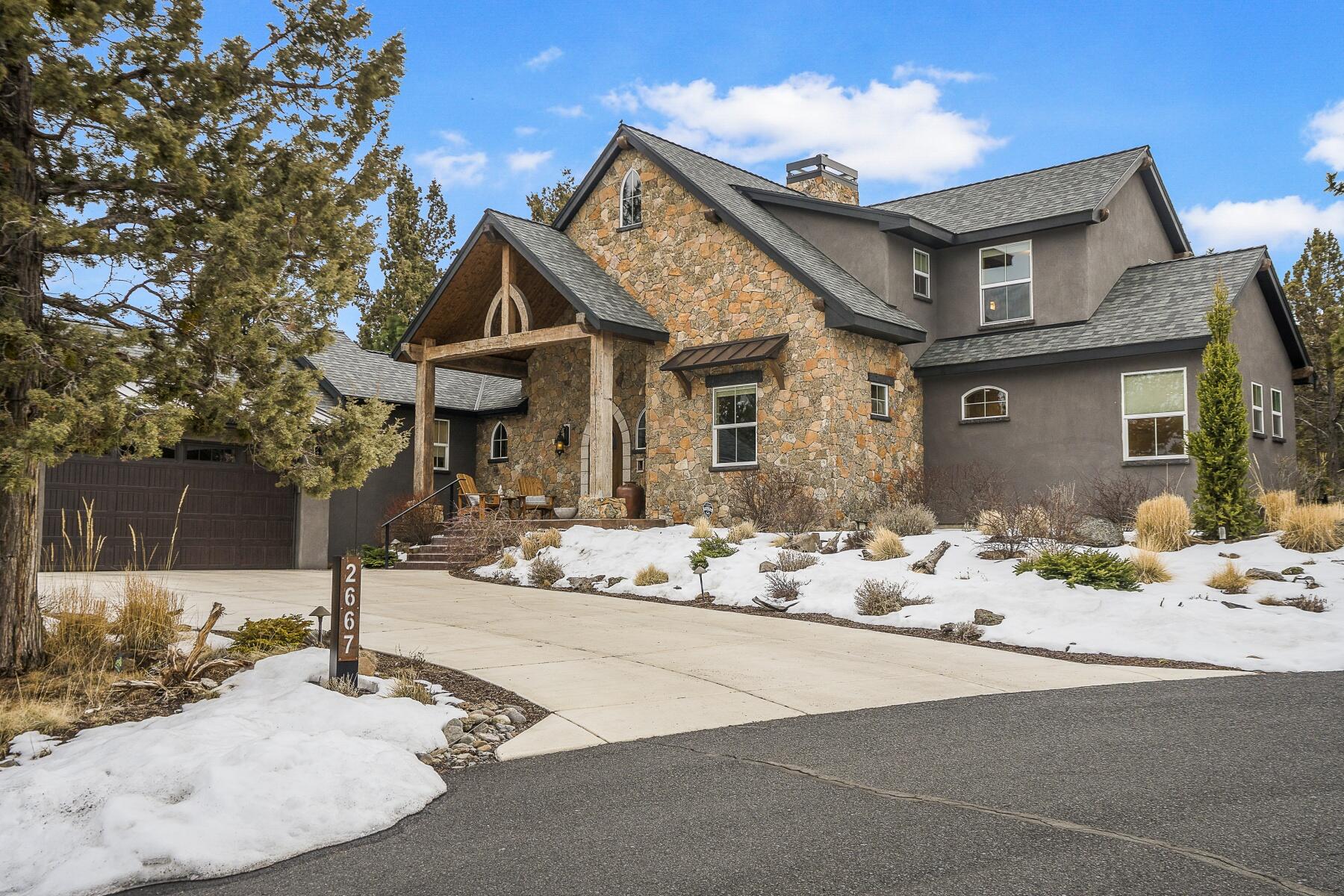 2667 NW Hilton Court