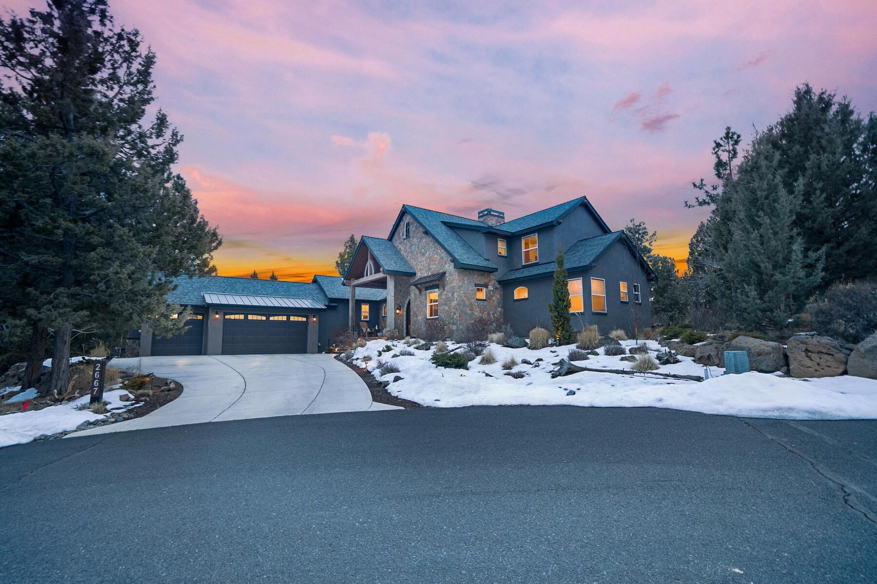 2667 NW Hilton Court