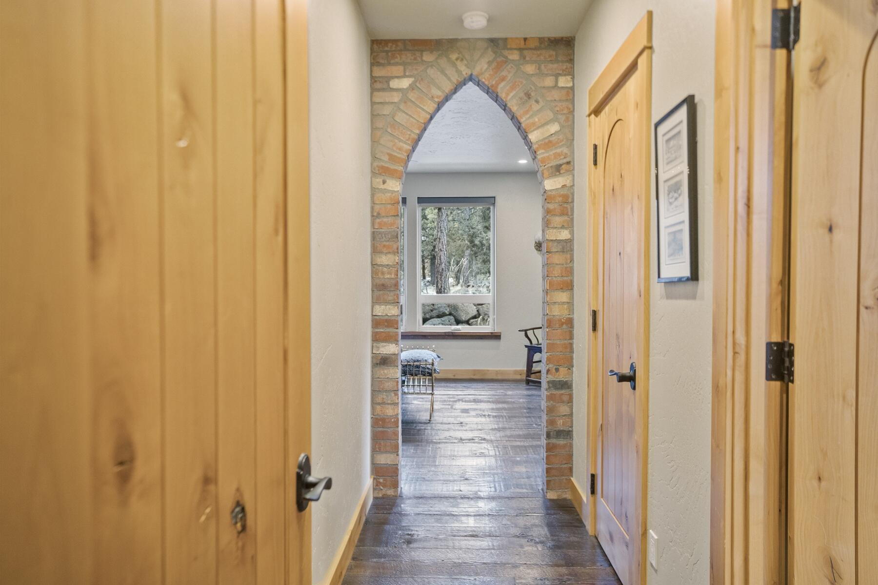 2667 NW Hilton Court