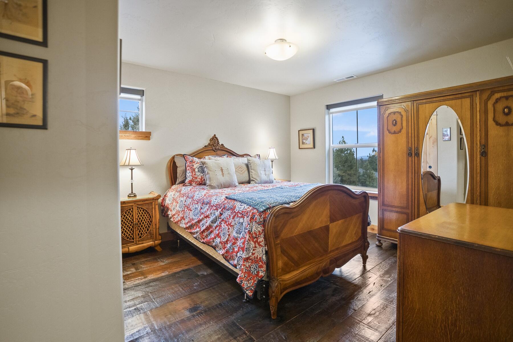 2667 NW Hilton Court