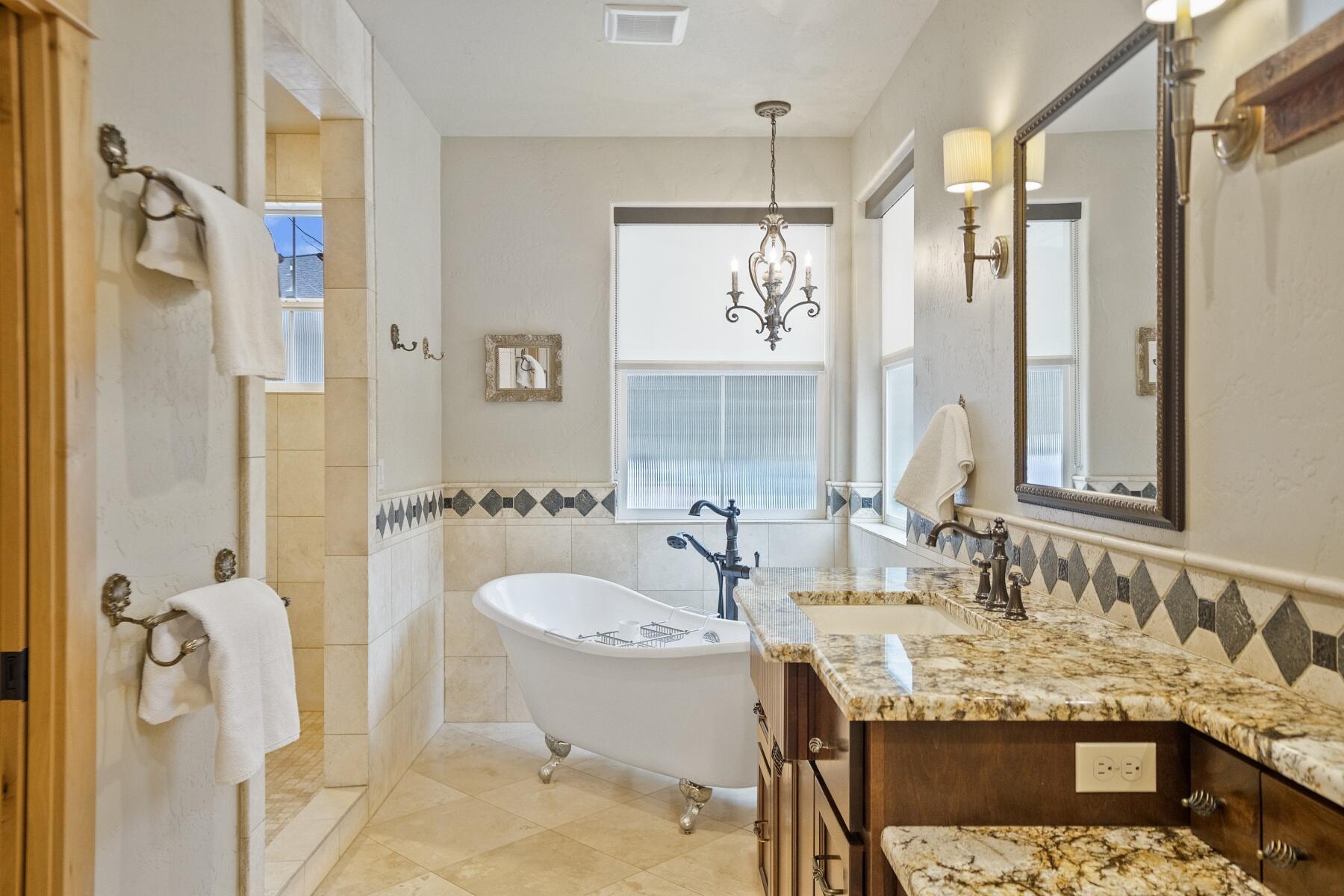 2667 NW Hilton Court