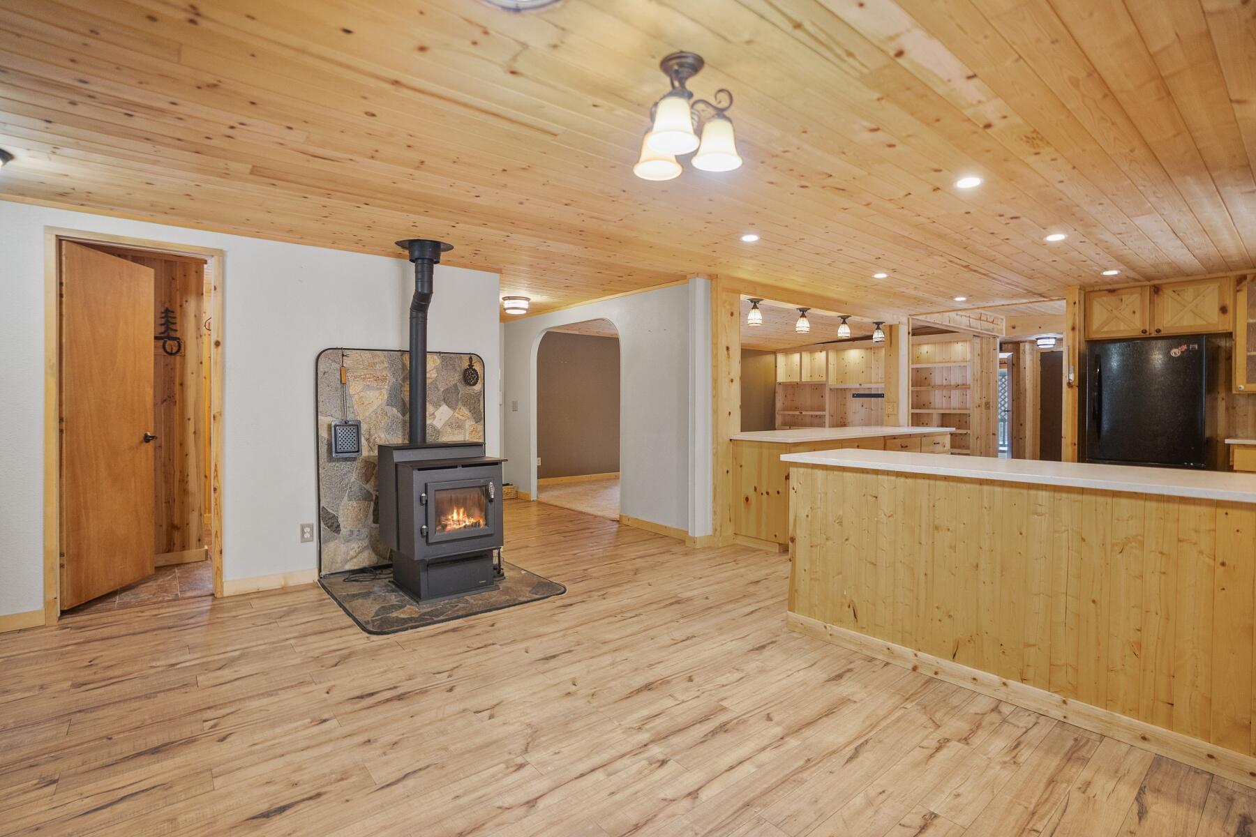 14736 Bluegrass Loop