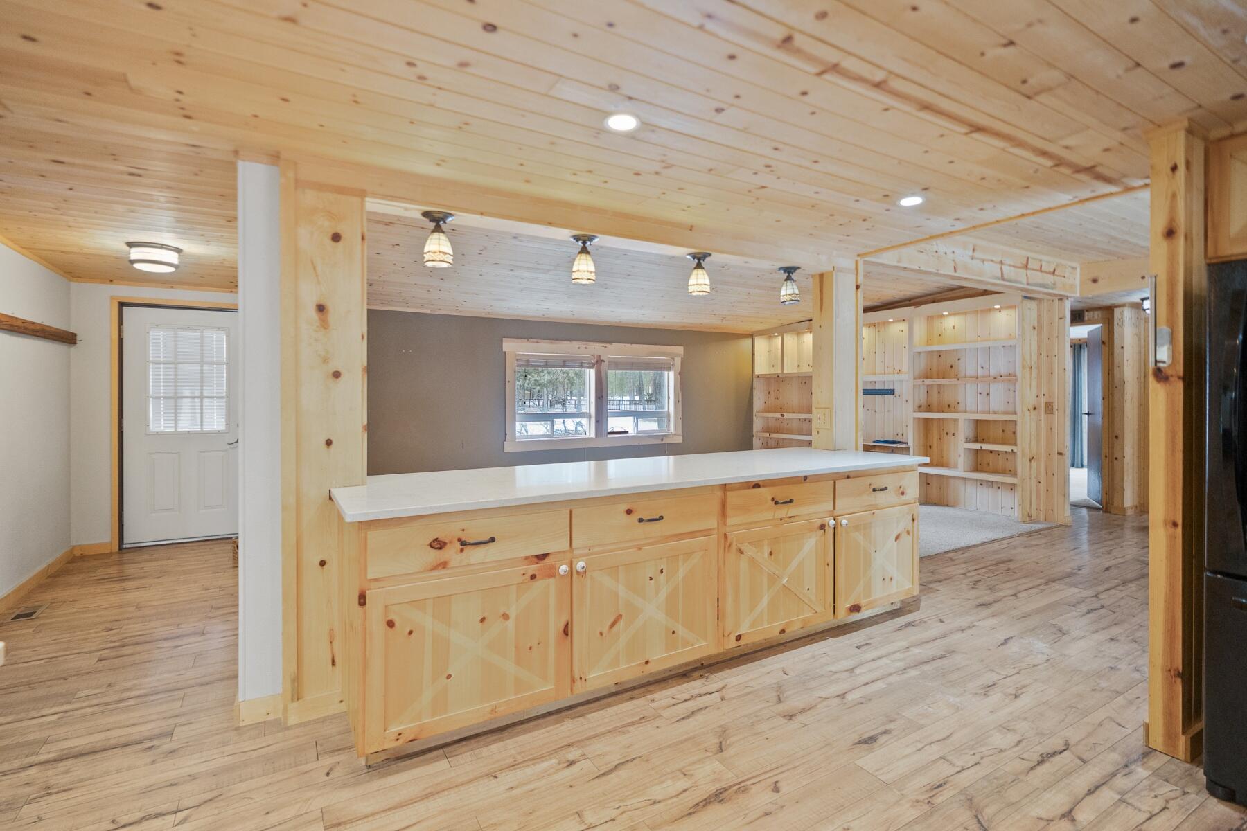 14736 Bluegrass Loop