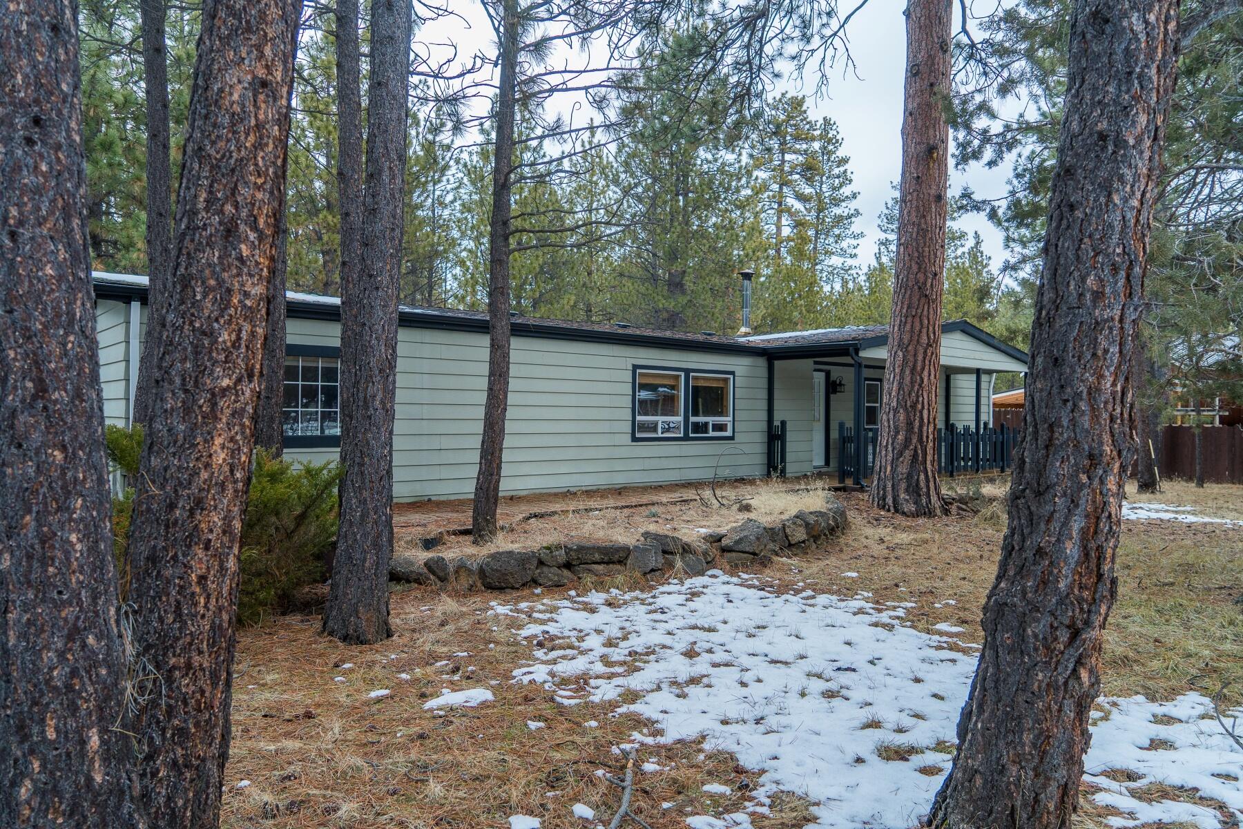 14736 Bluegrass Loop