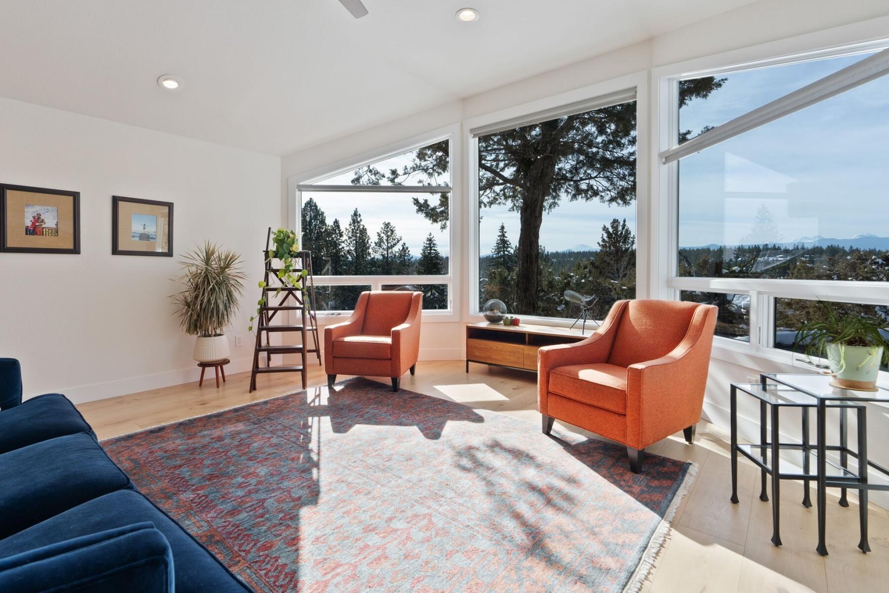 2868 NW Polarstar Avenue