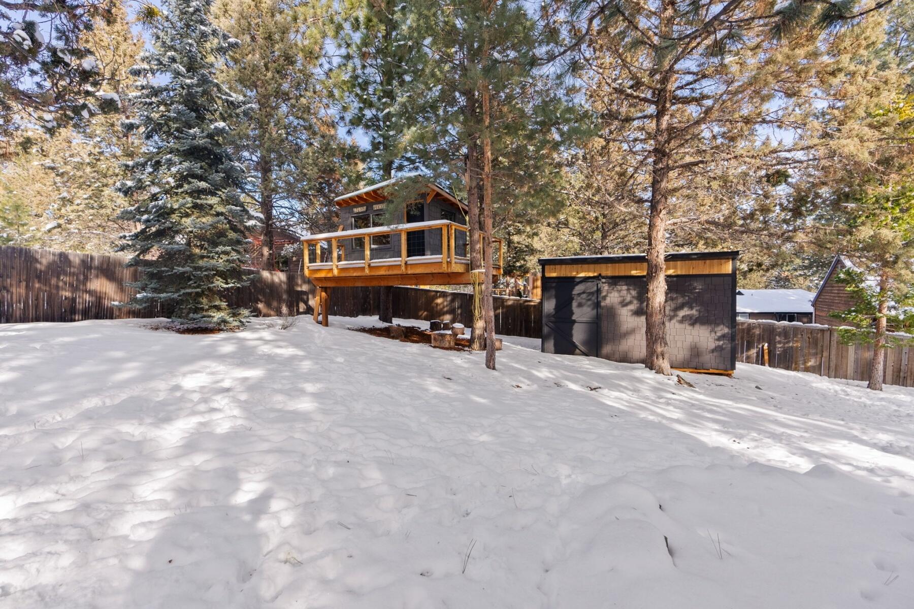 2868 NW Polarstar Avenue