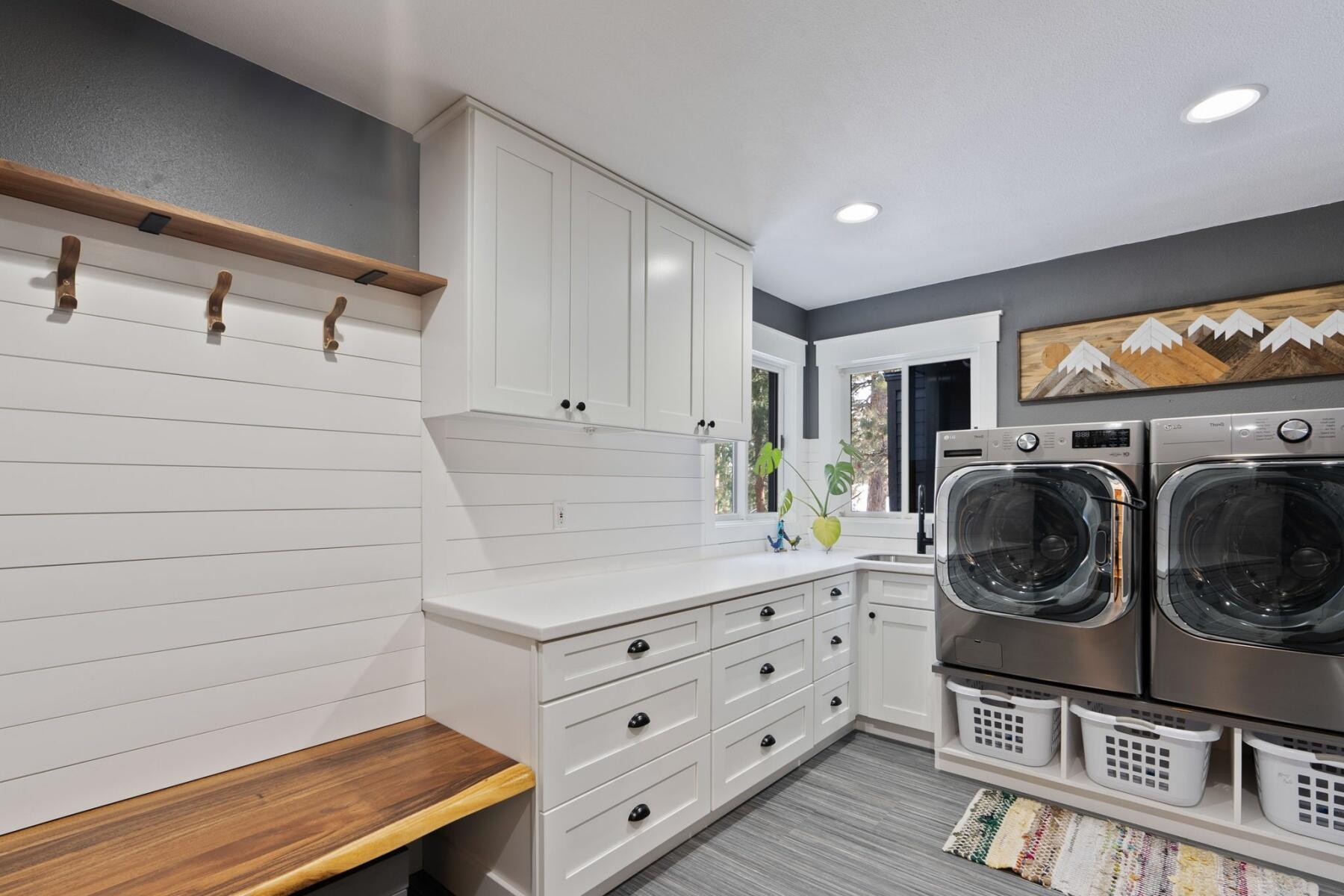 2868 NW Polarstar Avenue