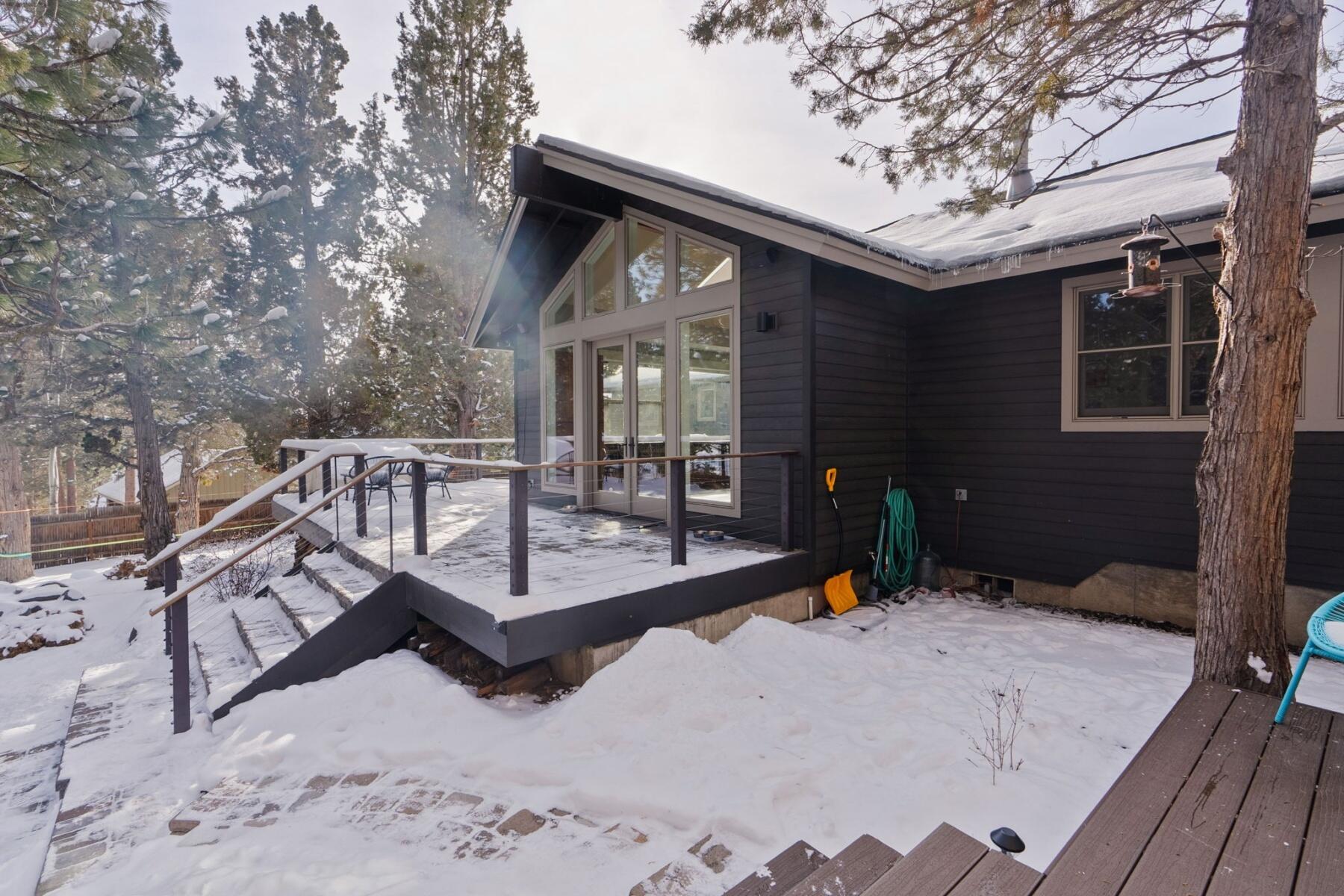 2868 NW Polarstar Avenue