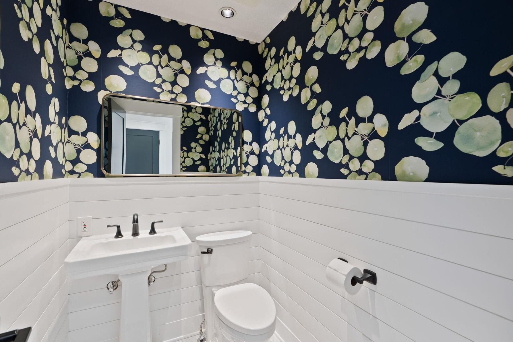 2868 NW Polarstar Avenue