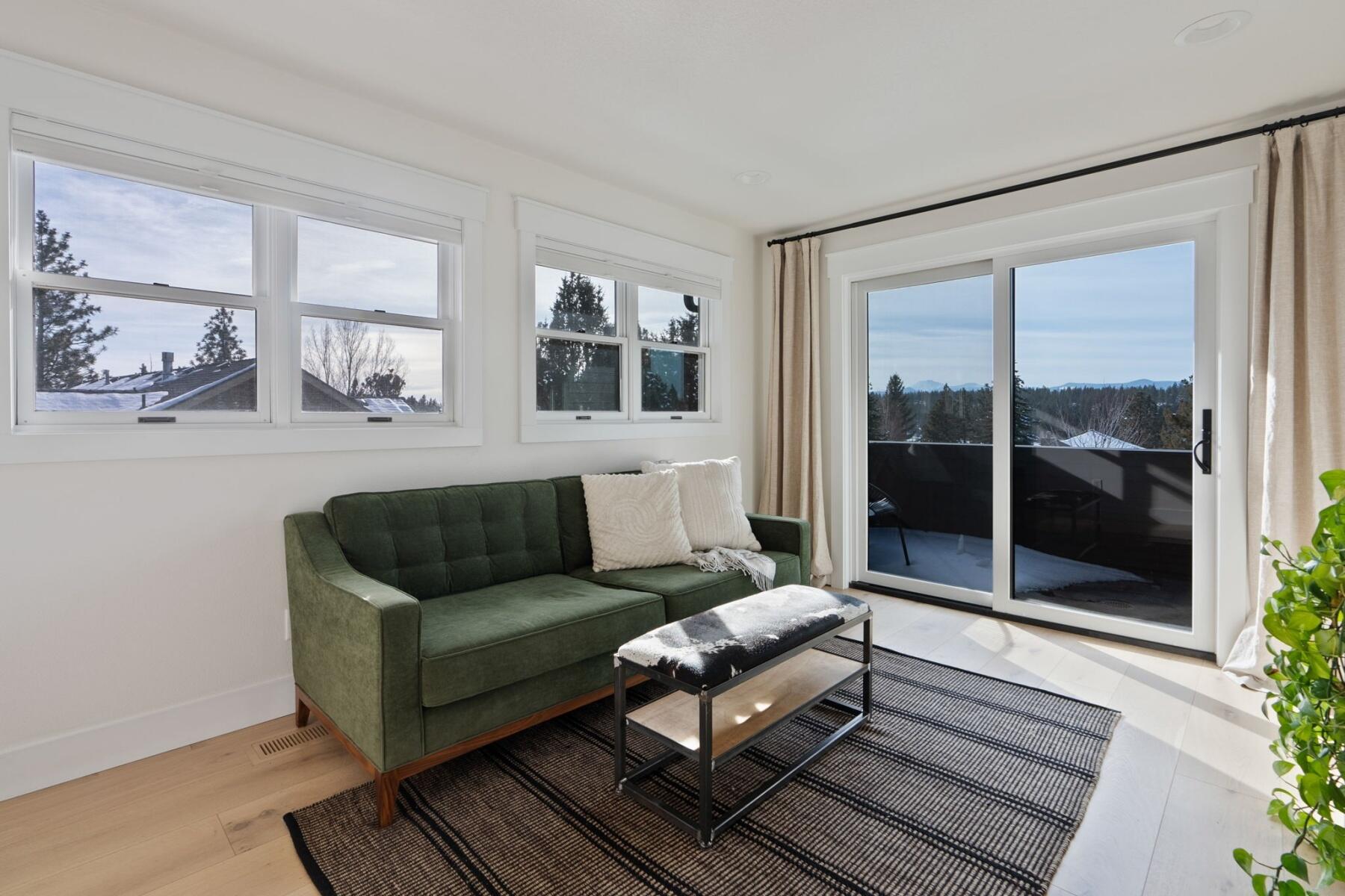 2868 NW Polarstar Avenue