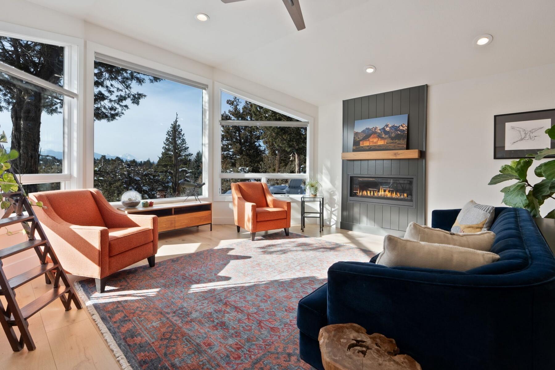 2868 NW Polarstar Avenue