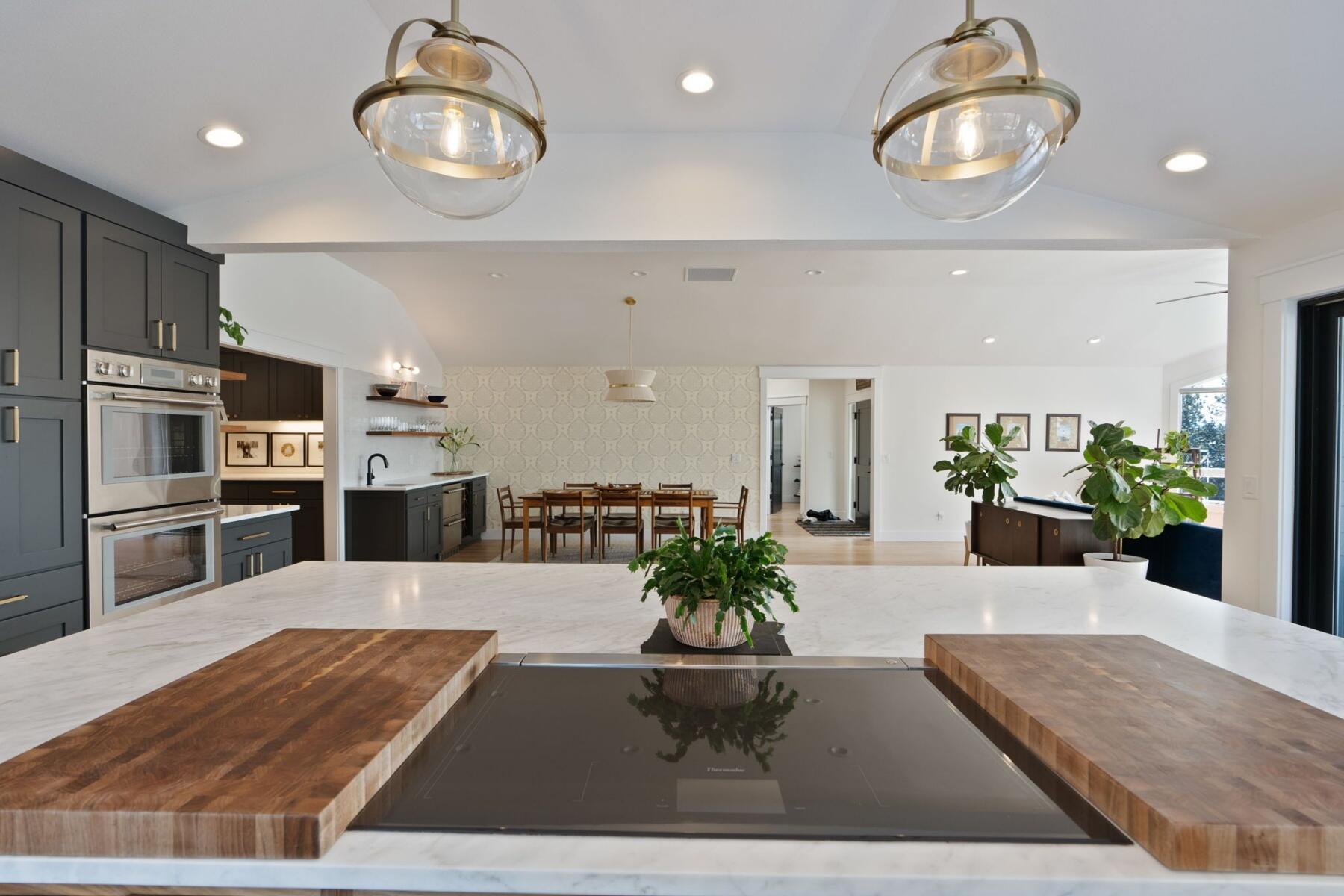 2868 NW Polarstar Avenue