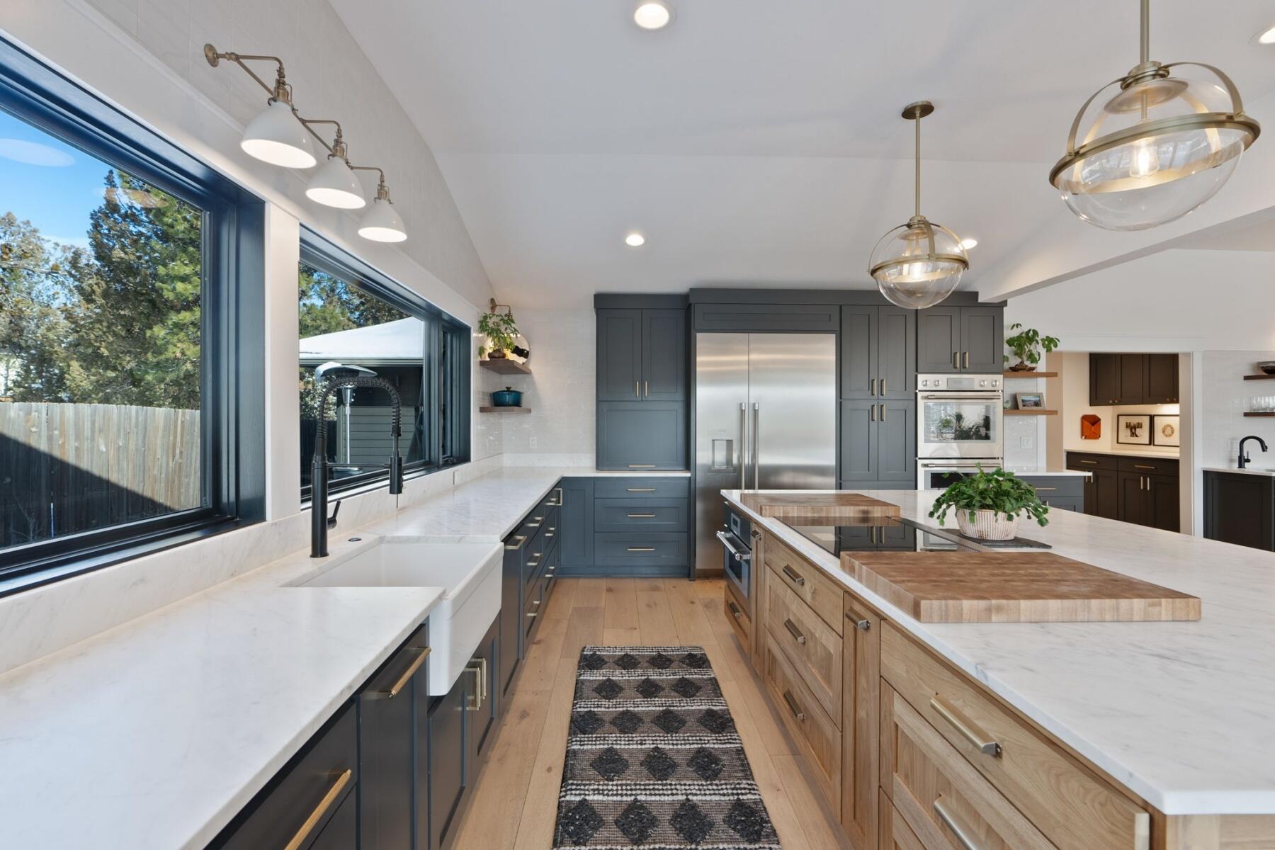 2868 NW Polarstar Avenue