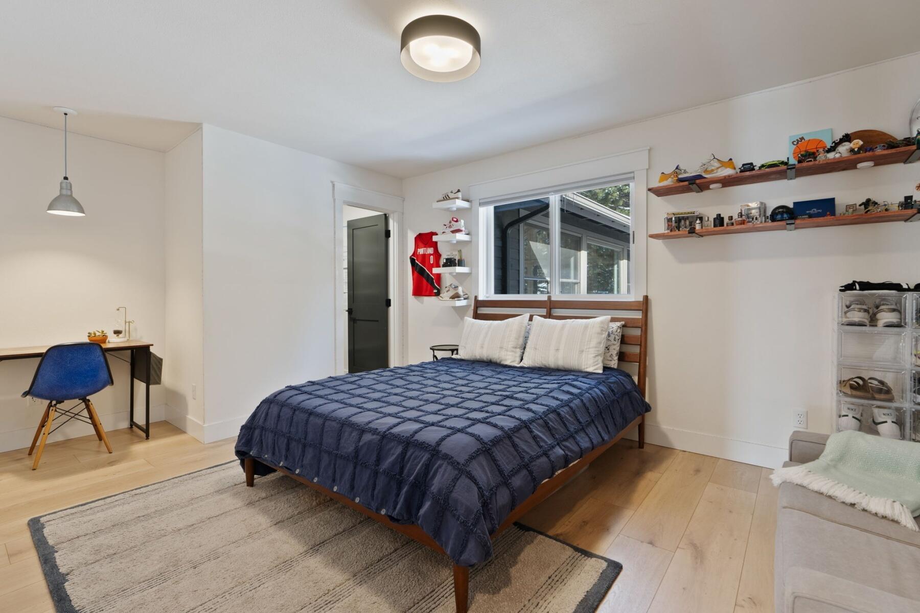 2868 NW Polarstar Avenue