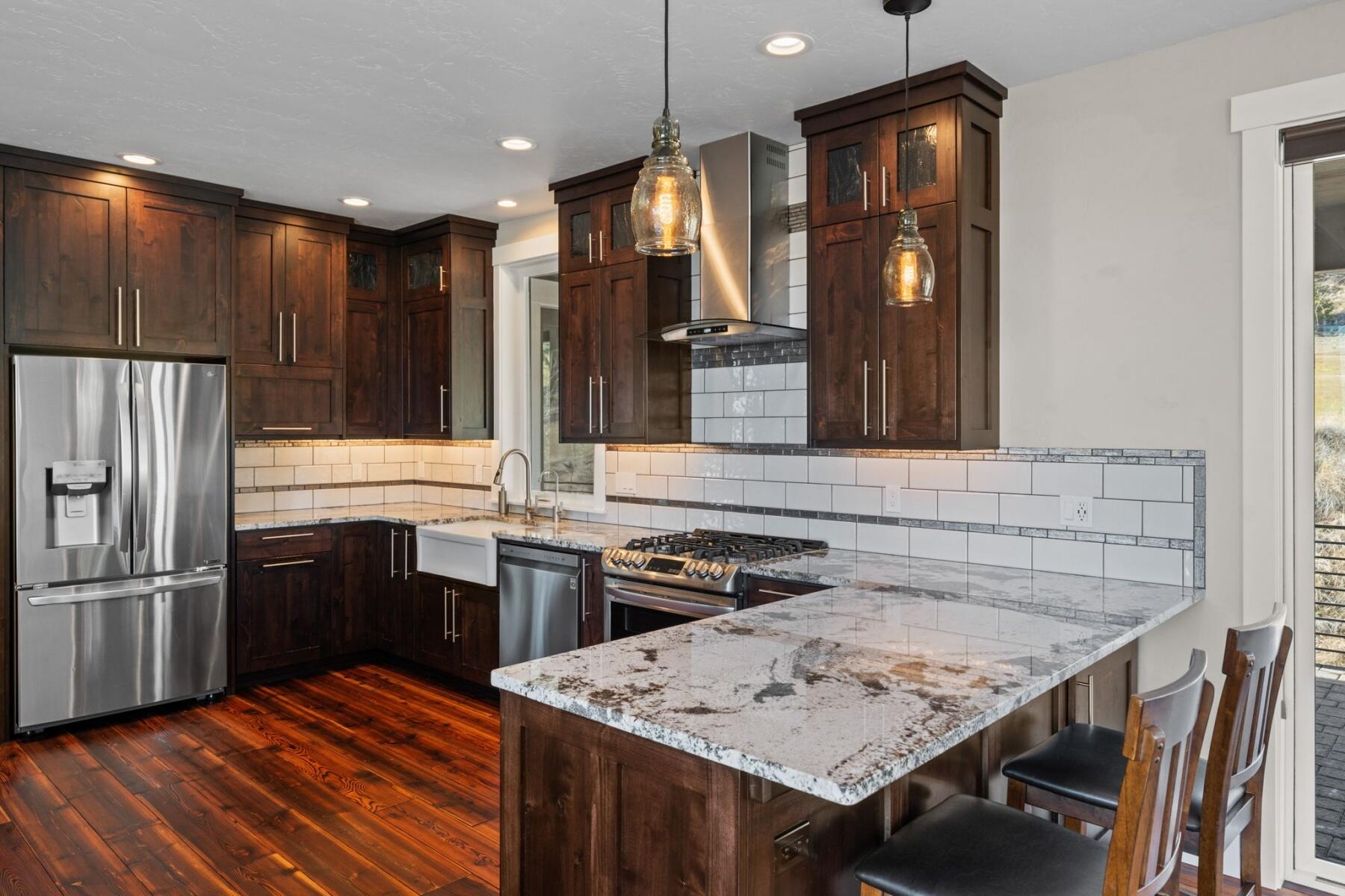 3334 NW Fairway Heights Drive