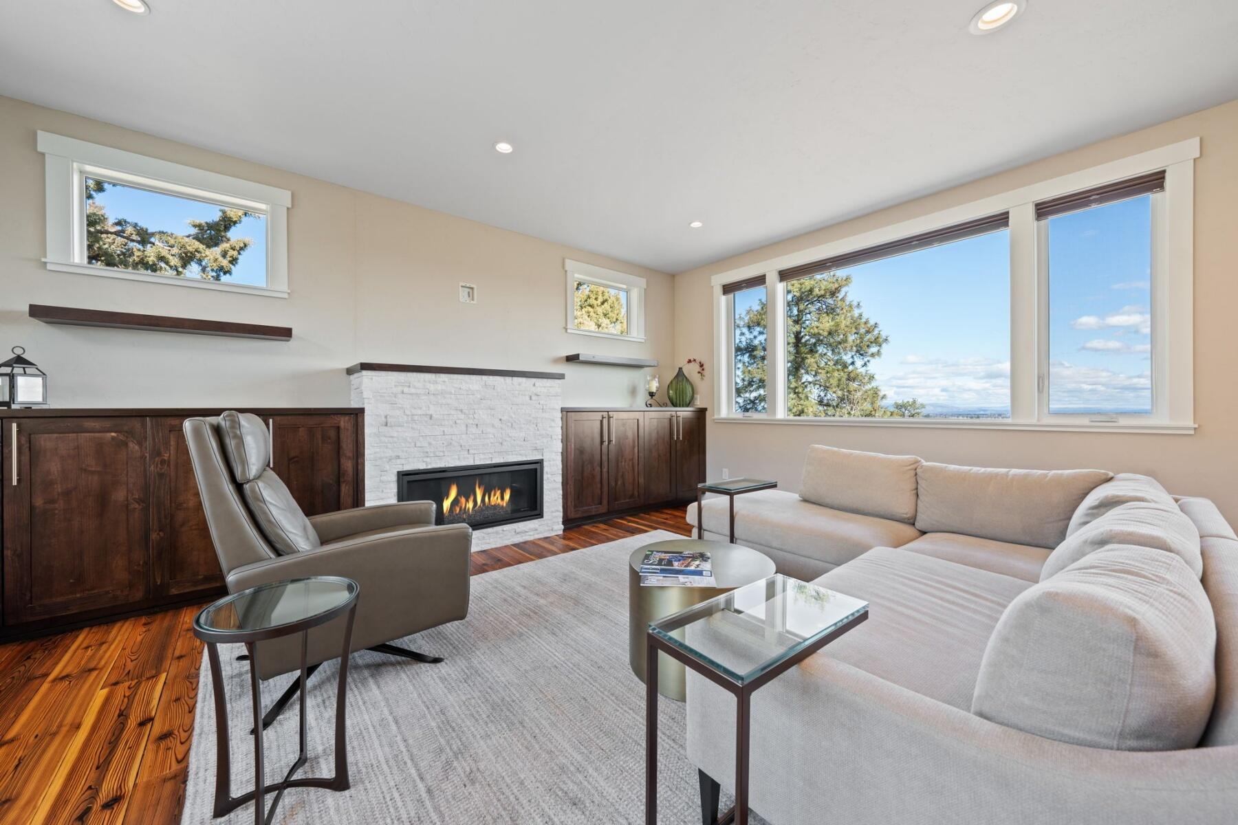 3334 NW Fairway Heights Drive