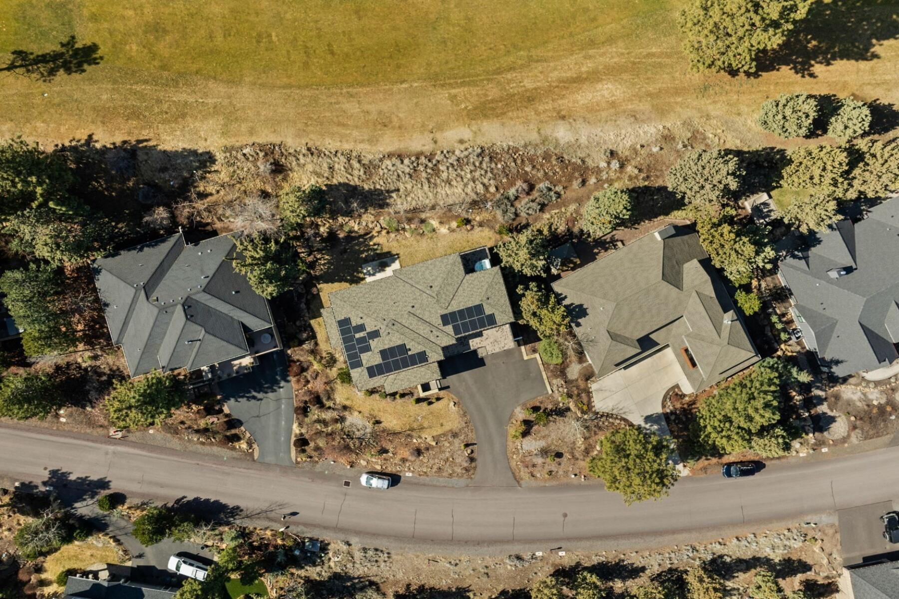 3334 NW Fairway Heights Drive